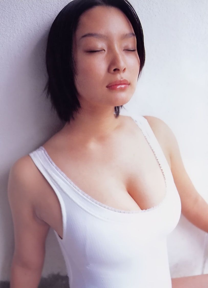 佐藤和沙 『もぎたてフルーツ』 写真集  撮影 西条 彰仁
