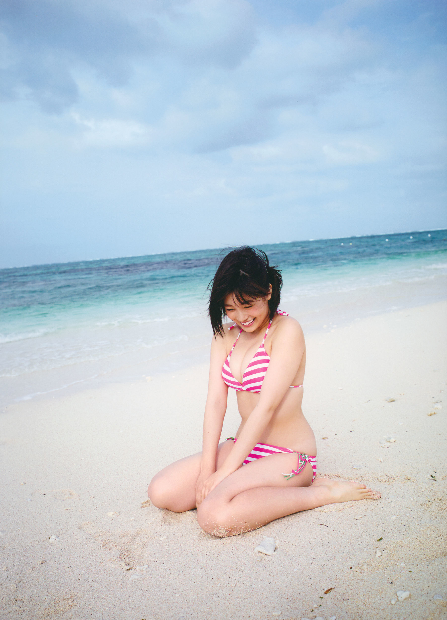 朝長美桜 ファースト写真集 日向