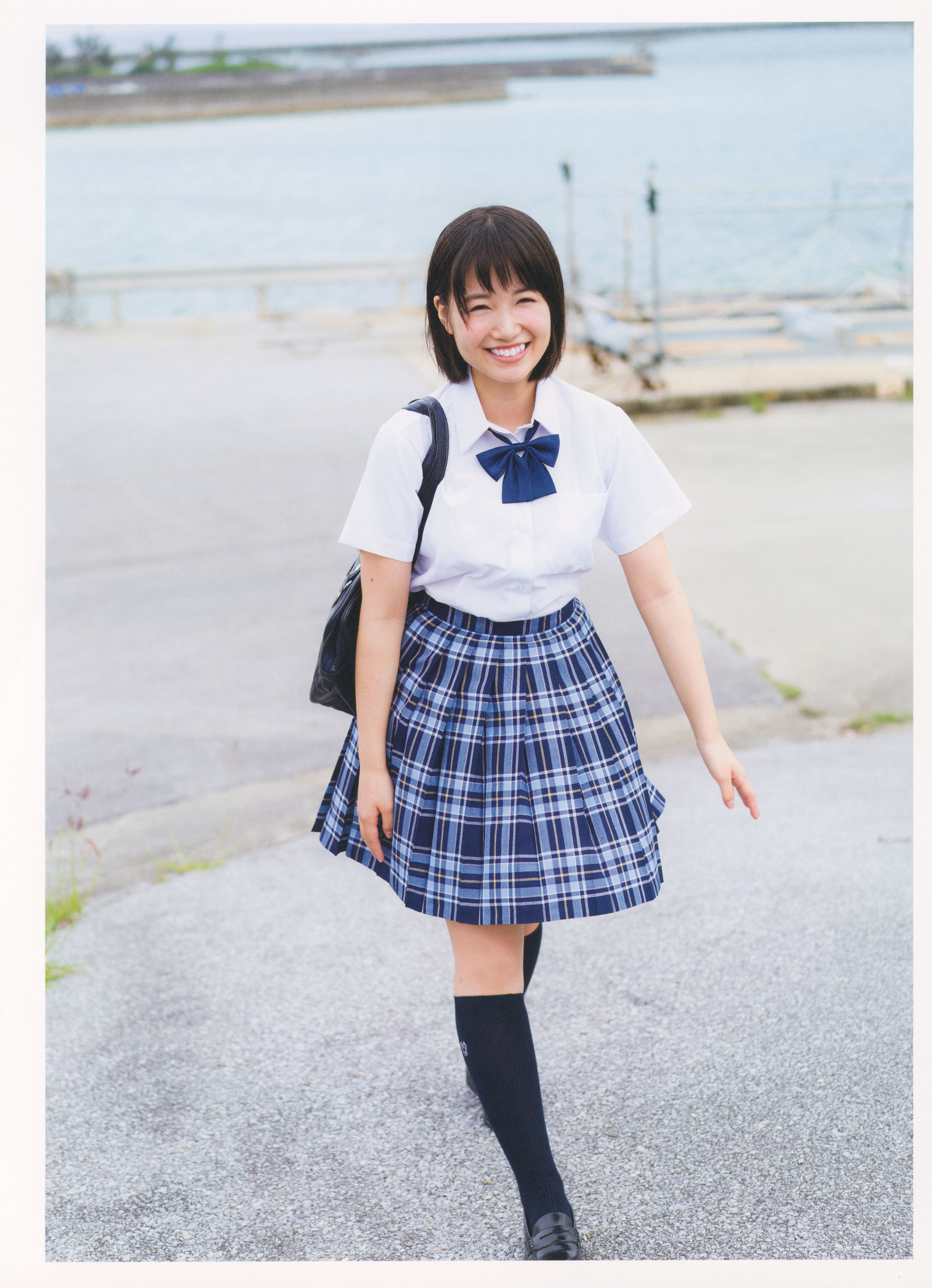 朝長美桜 ファースト写真集 日向