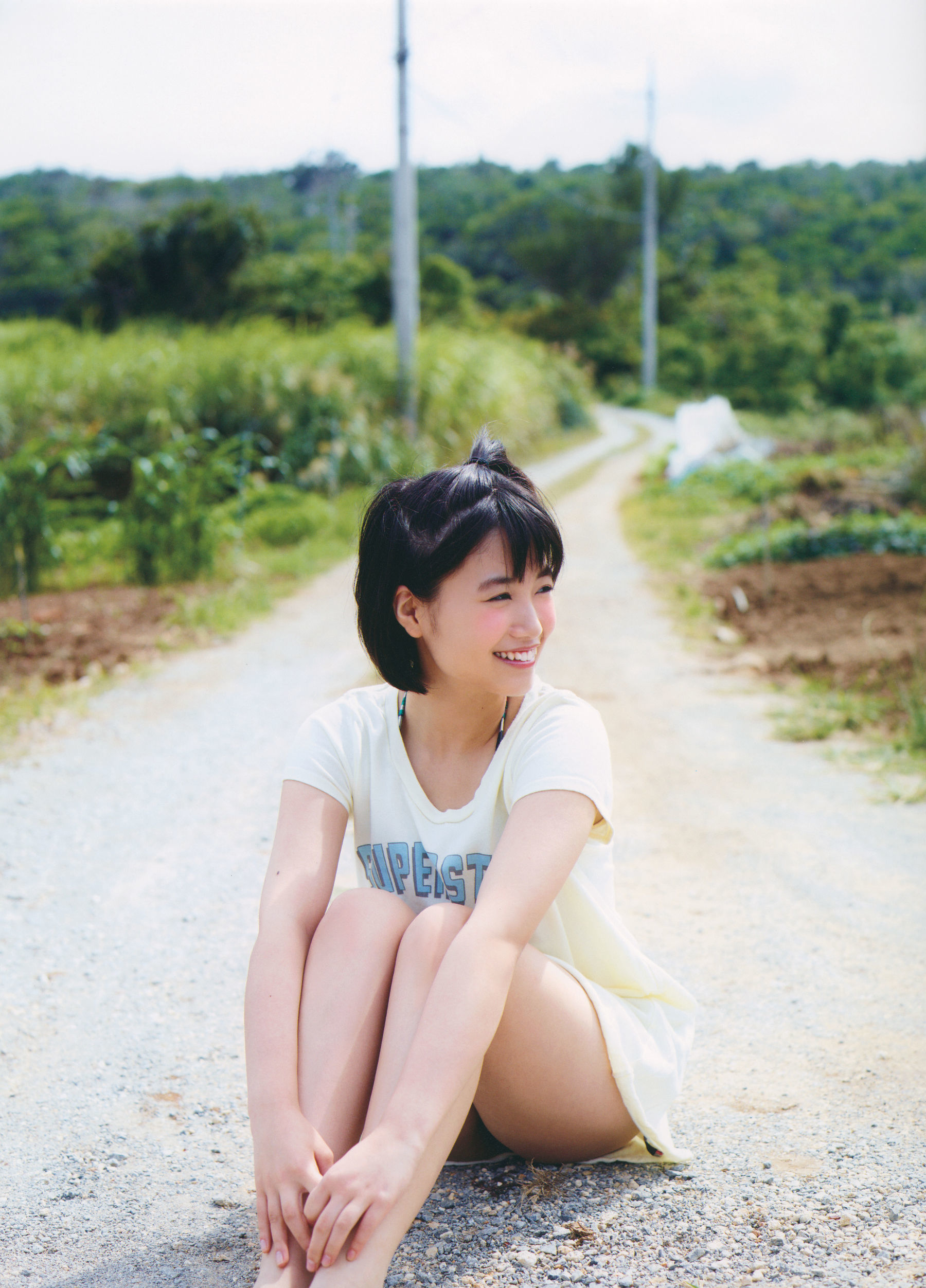 朝長美桜 ファースト写真集 日向