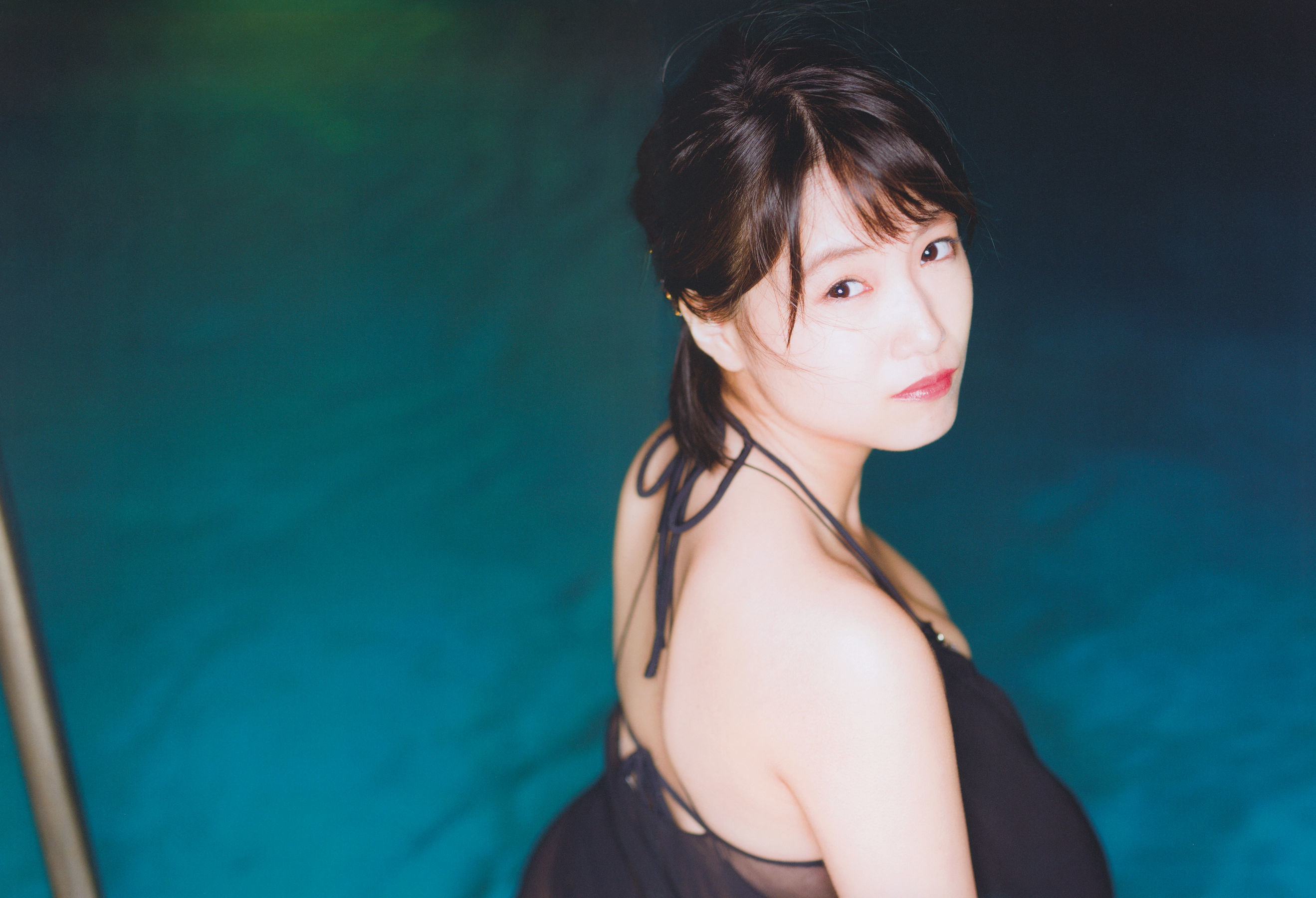 朝長美桜 ファースト写真集 日向