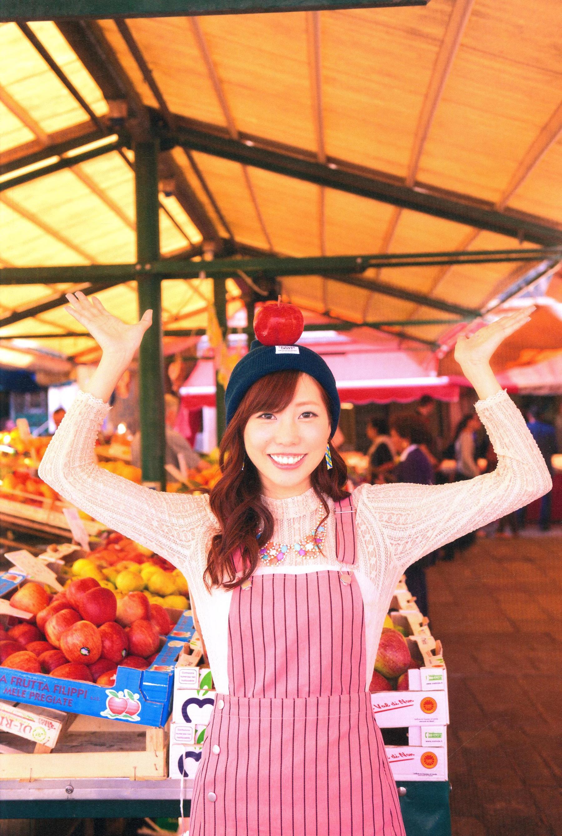 楠田亜衣奈 ファーストソロ写真集「くすくすくっすん」