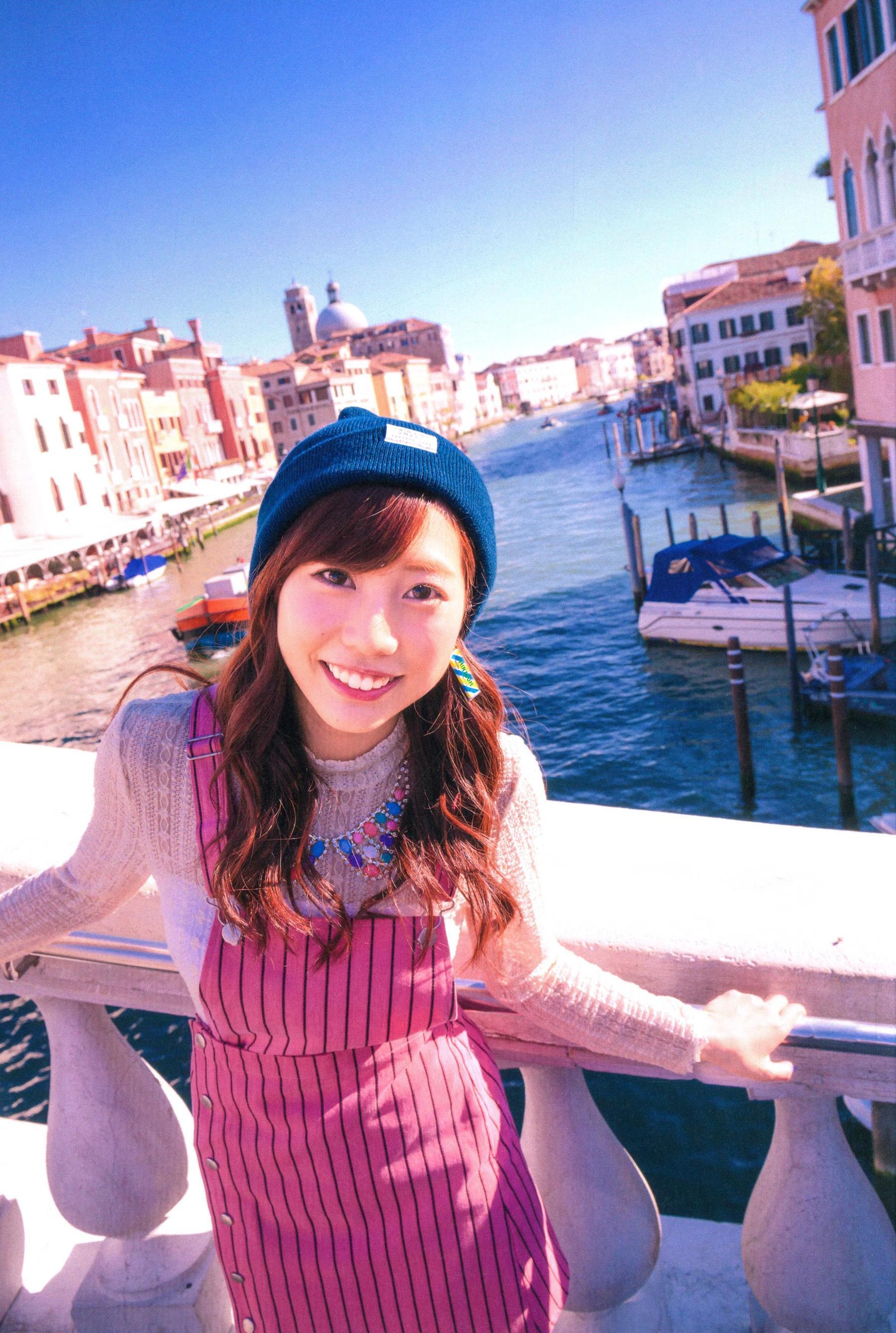 楠田亜衣奈 ファーストソロ写真集「くすくすくっすん」