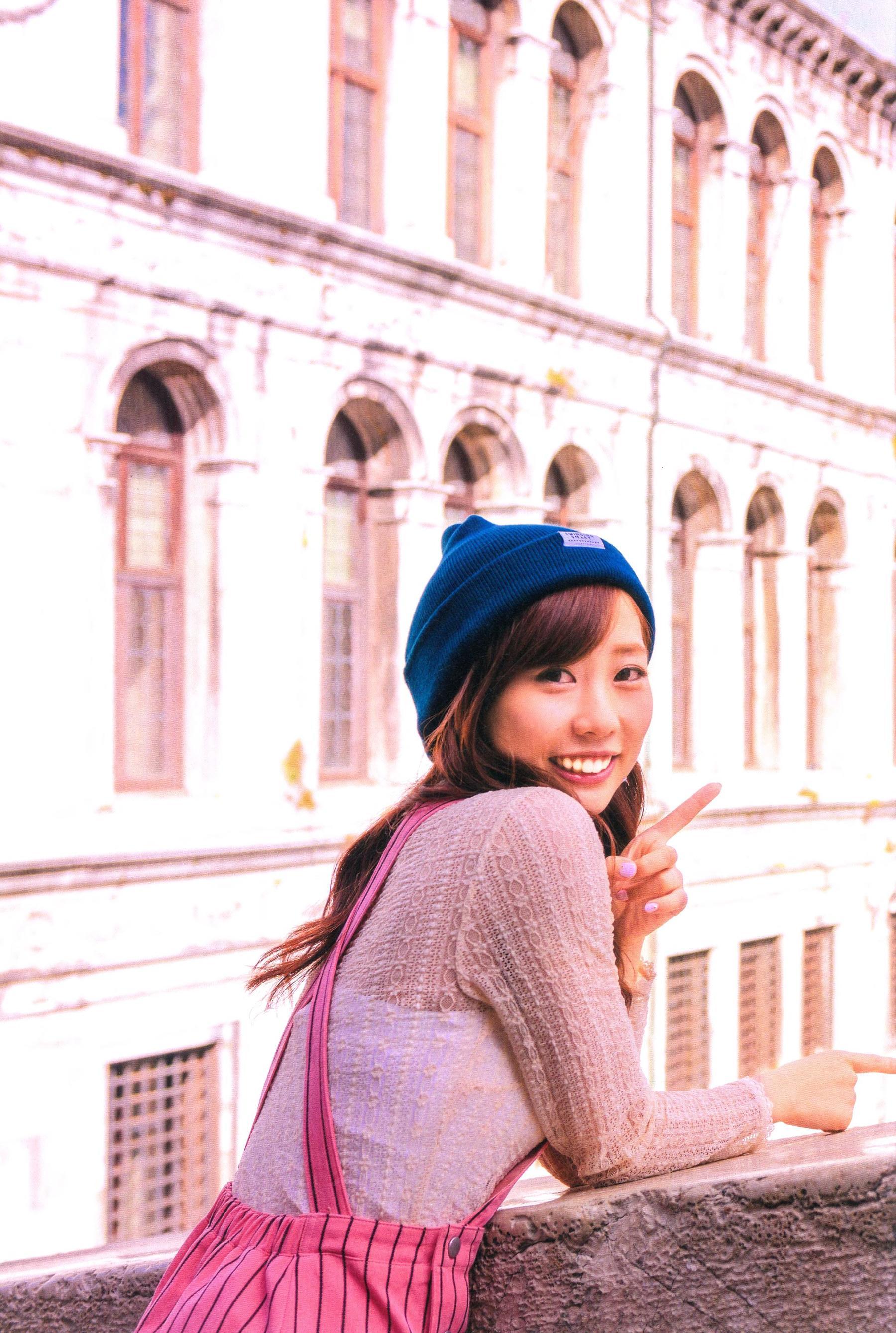 楠田亜衣奈 ファーストソロ写真集「くすくすくっすん」