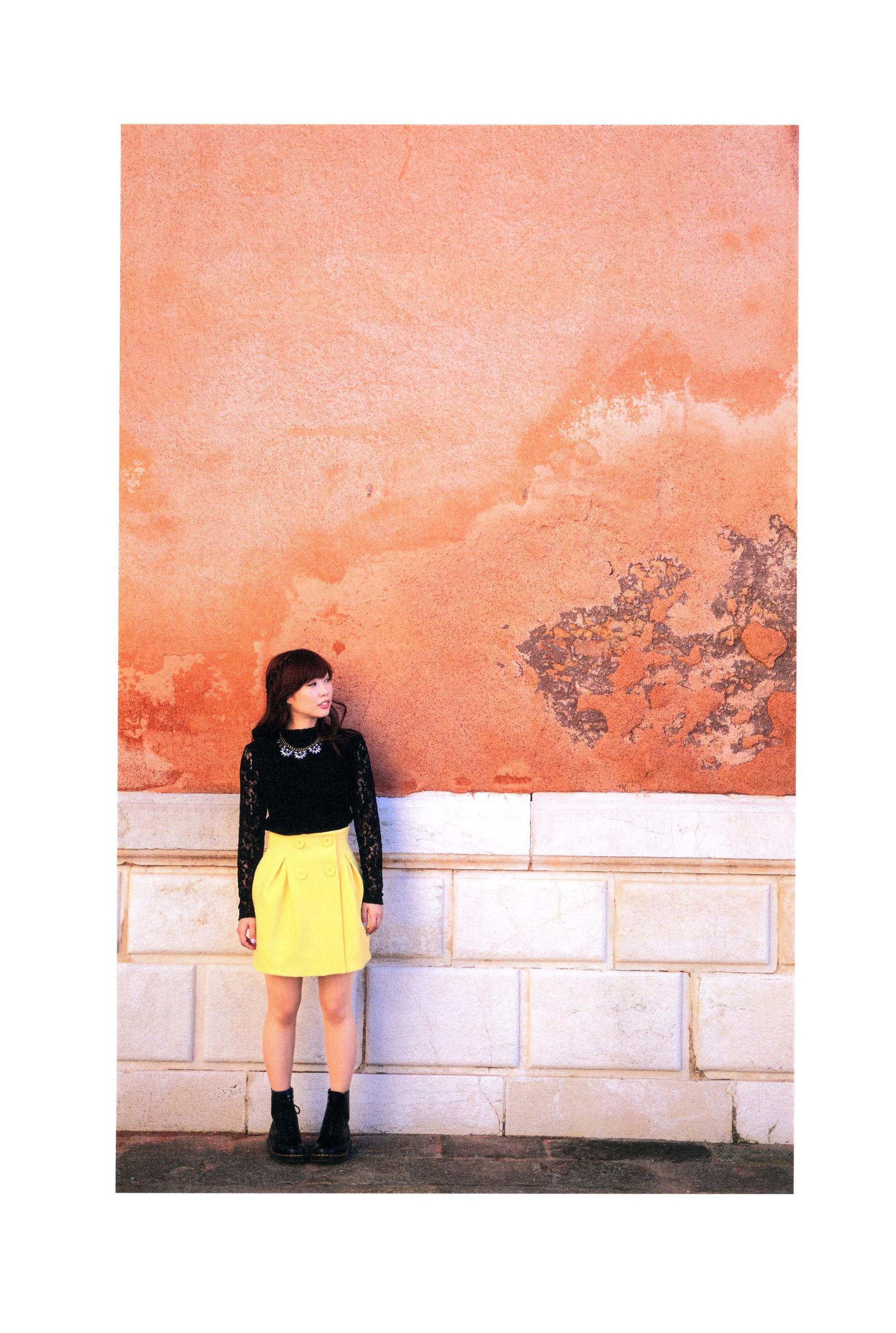 楠田亜衣奈 ファーストソロ写真集「くすくすくっすん」