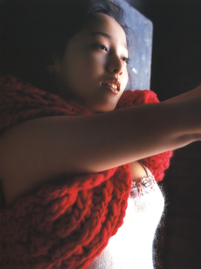 沢尻エリカ - 『erika』 写真集  撮影 橋本 雅司