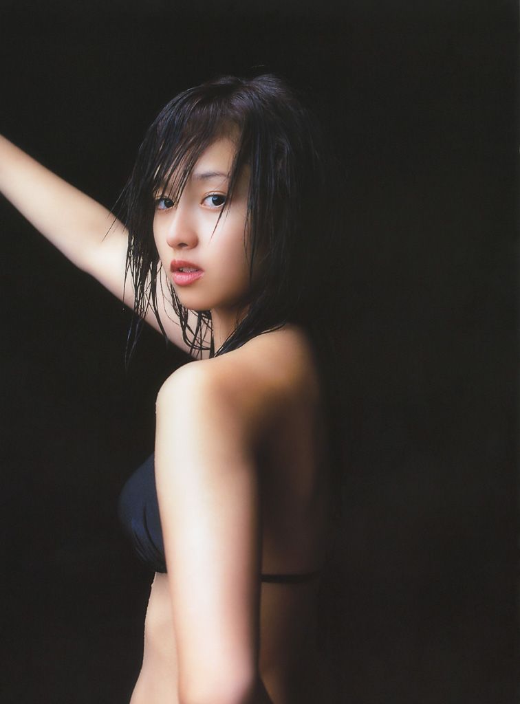 沢尻エリカ - 『erika』 写真集  撮影 橋本 雅司