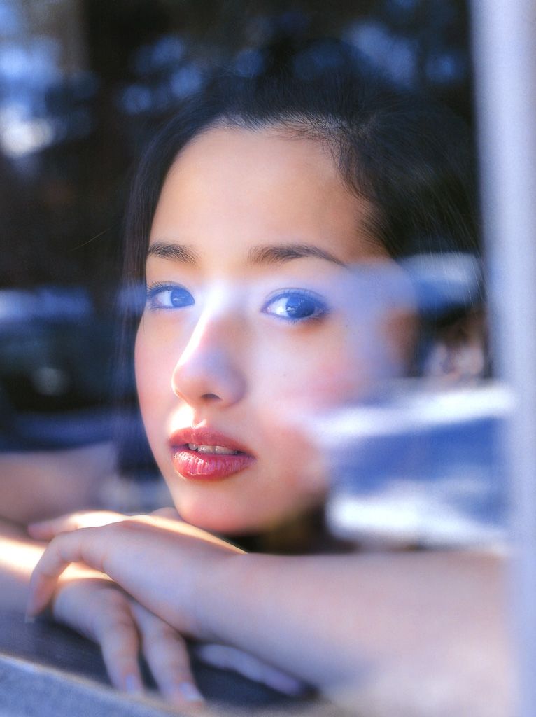 沢尻エリカ - 『erika』 写真集  撮影 橋本 雅司