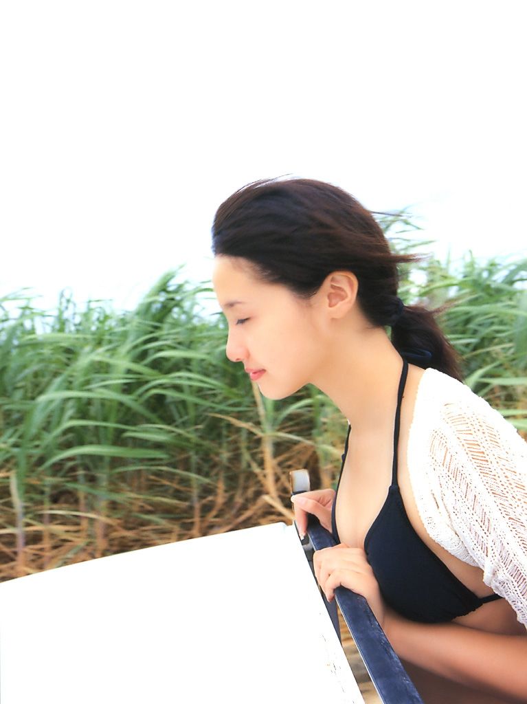 沢尻エリカ - 『erika』 写真集  撮影 橋本 雅司