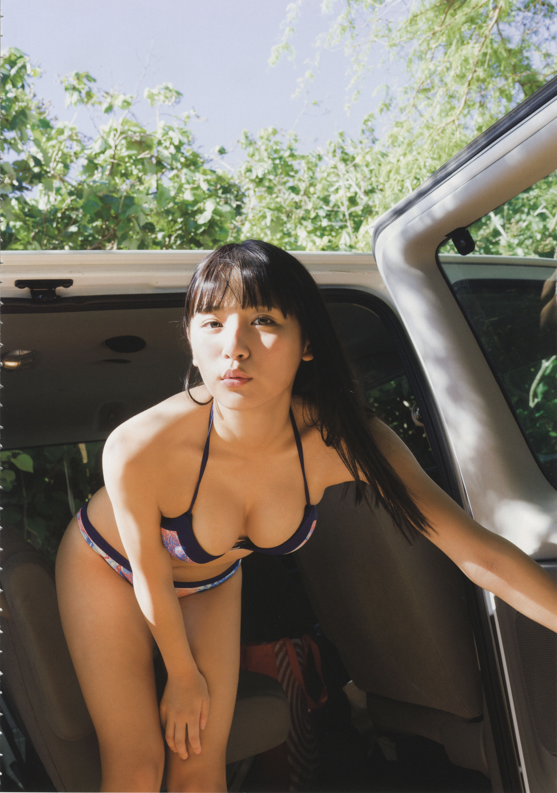 浅川梨奈 ファースト写真集 なないろ [HQ]