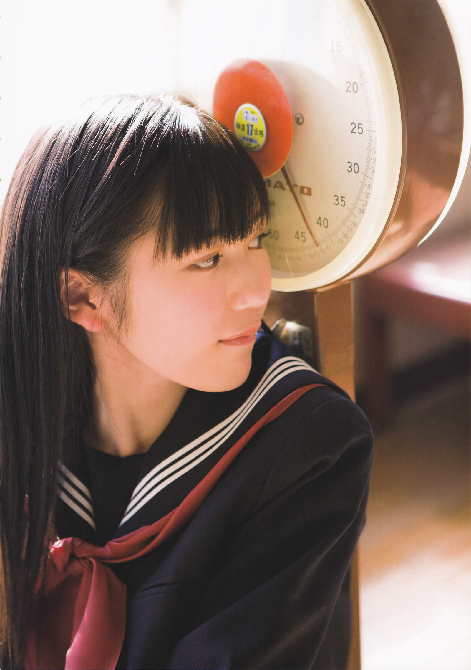 渡邊麻友『1st写真集 まゆゆ』 渡边达生