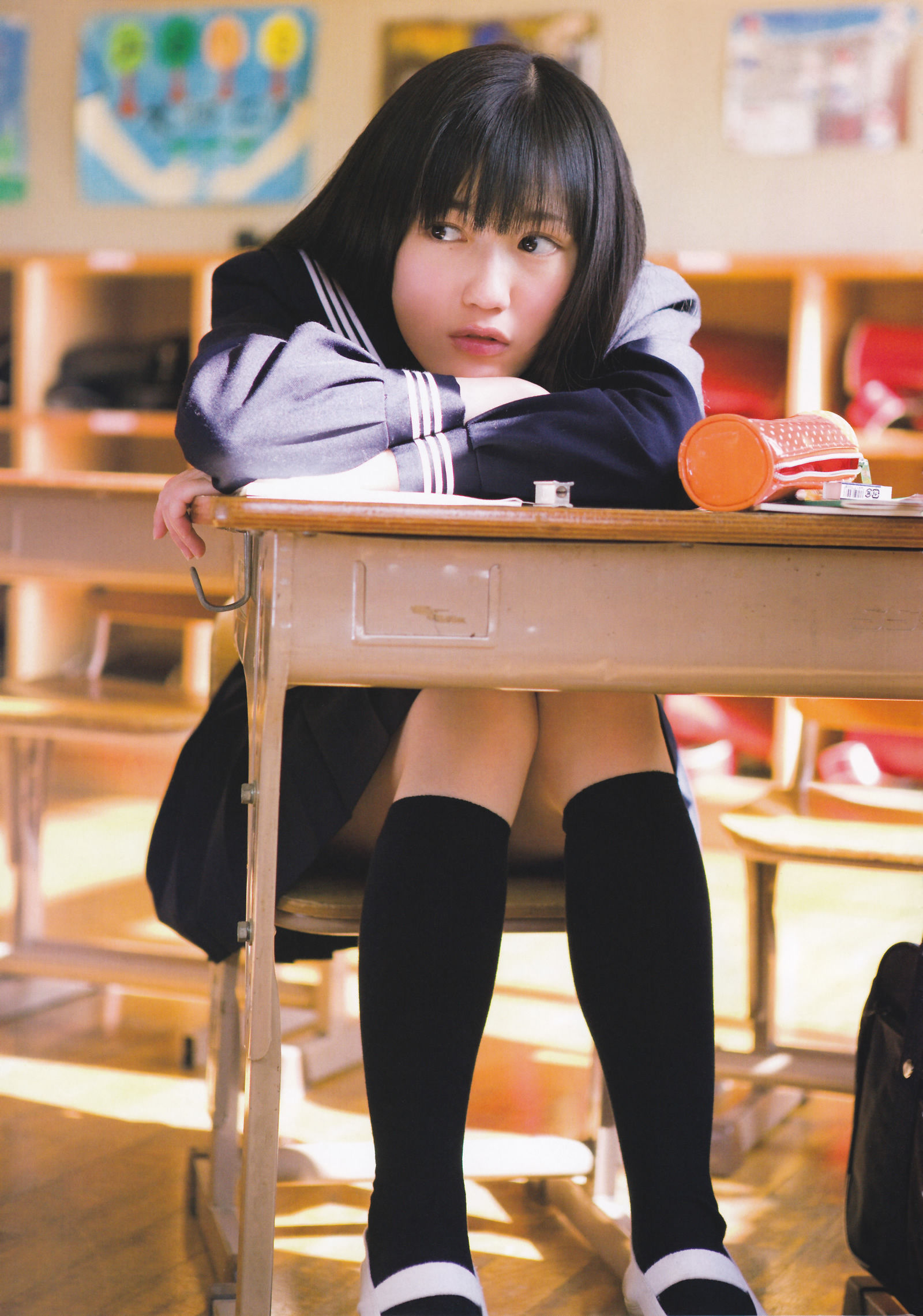 渡邊麻友『1st写真集 まゆゆ』 渡边达生