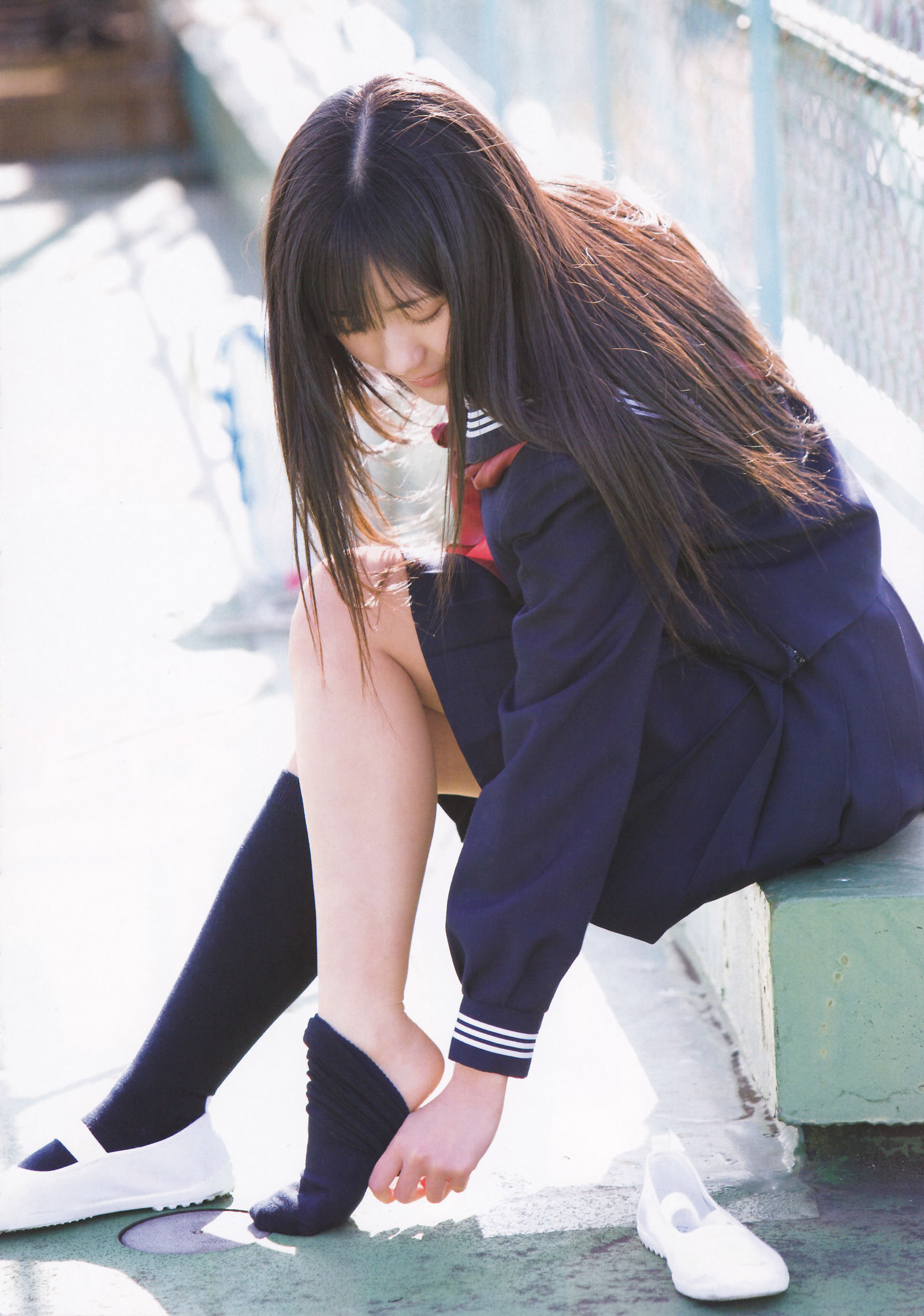 渡邊麻友『1st写真集 まゆゆ』 渡边达生