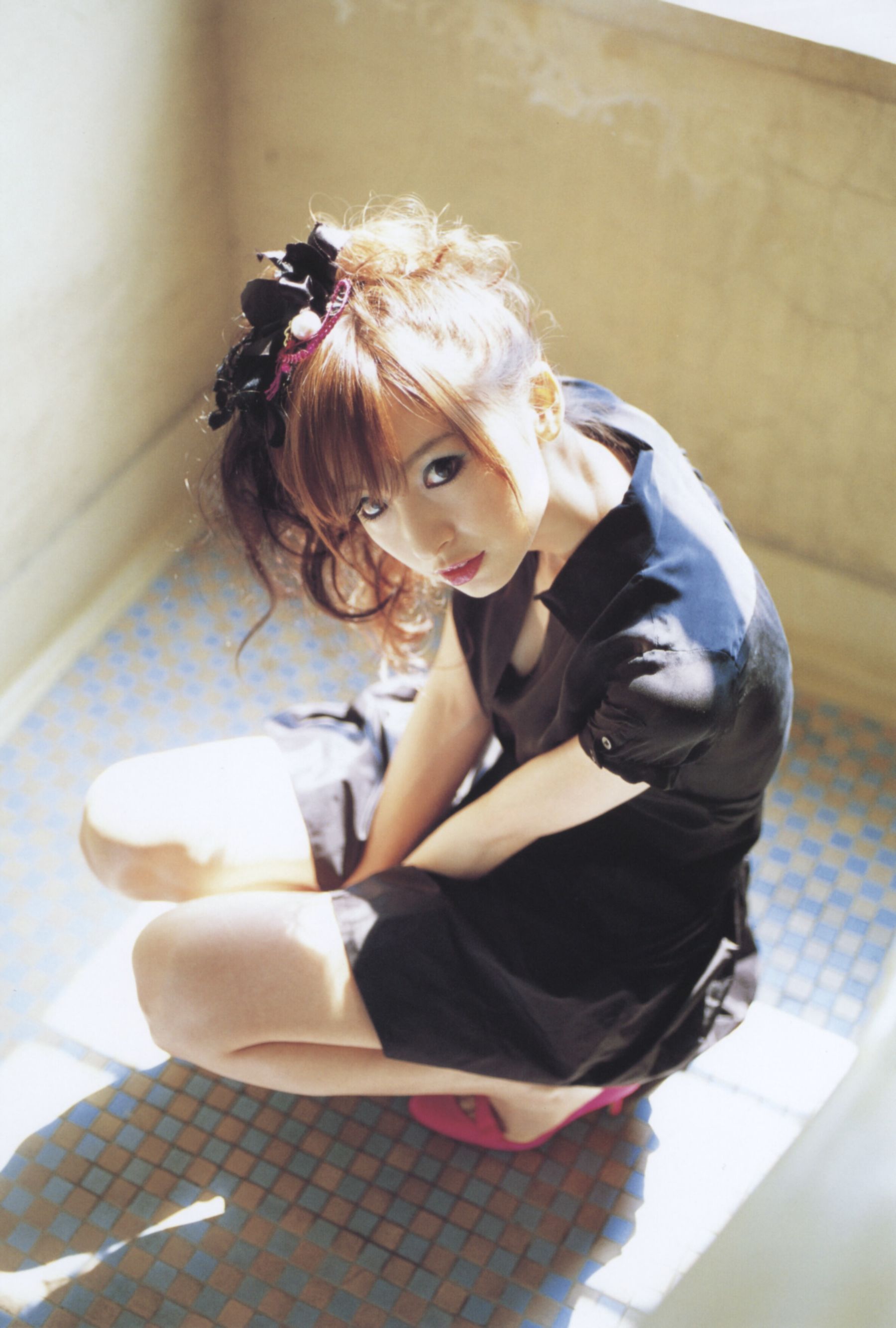 篠田麻里子 Mariko Shinoda《Pendulum》