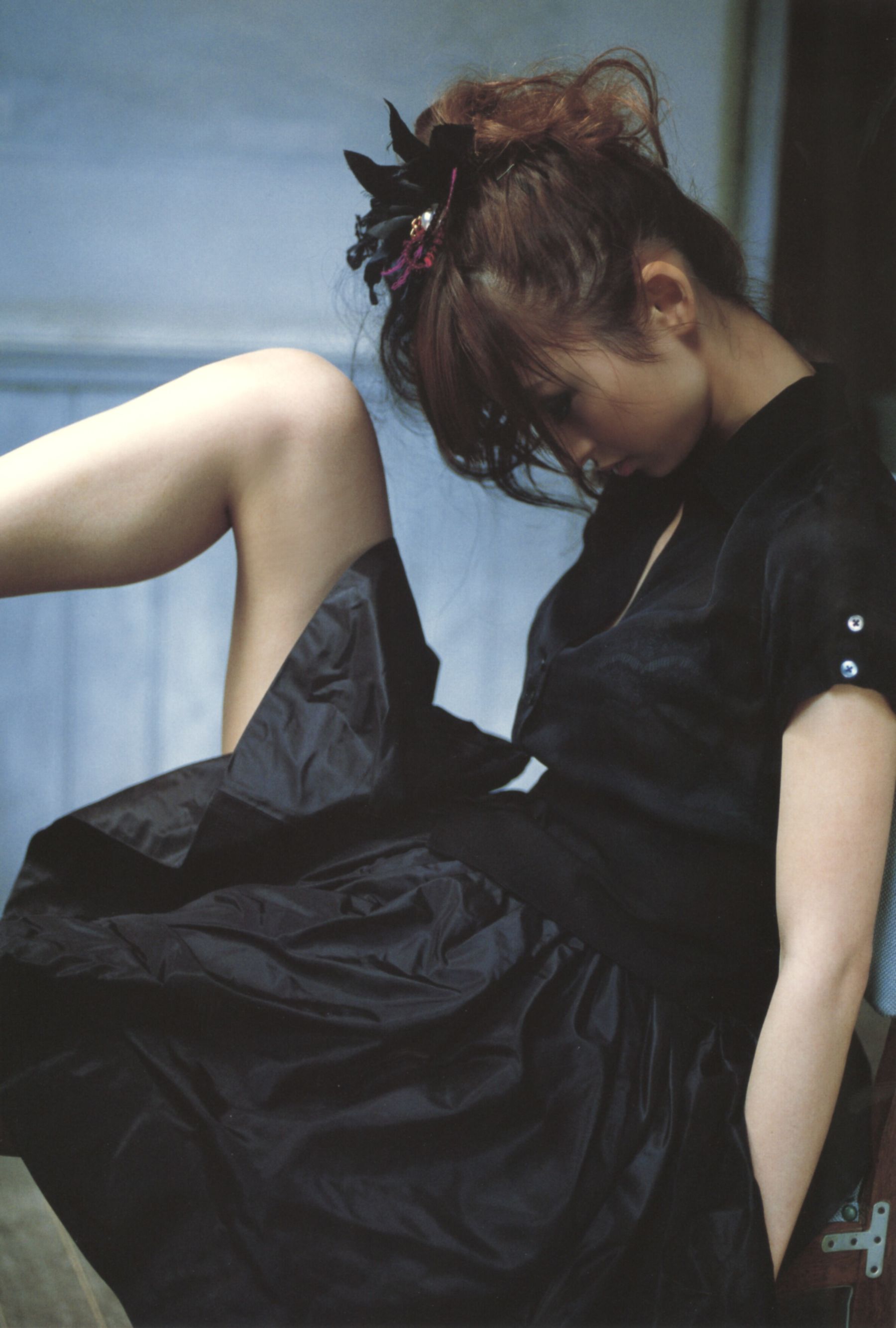 篠田麻里子 Mariko Shinoda《Pendulum》