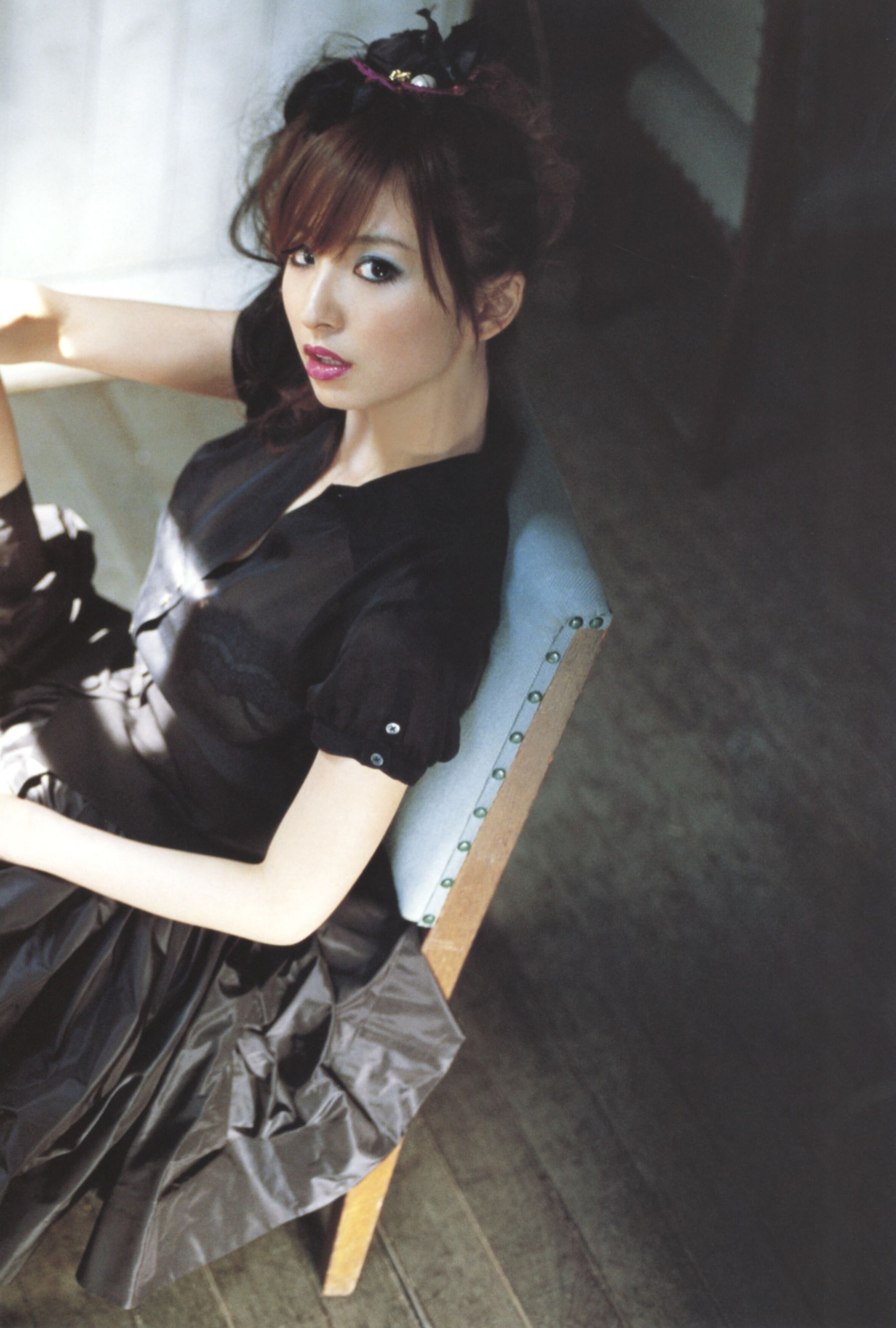 篠田麻里子 Mariko Shinoda《Pendulum》