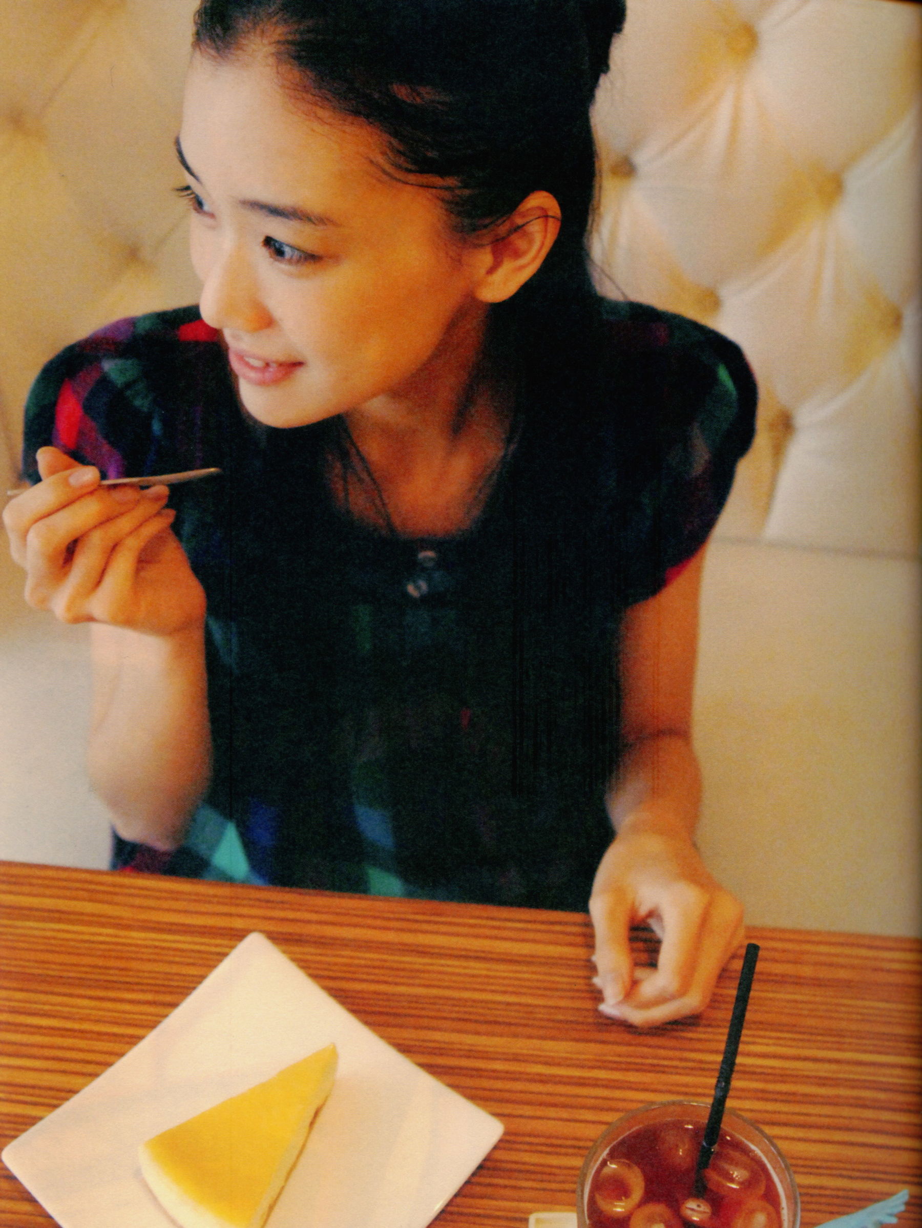 苍井优 『回転テーブルはむつかしい。』