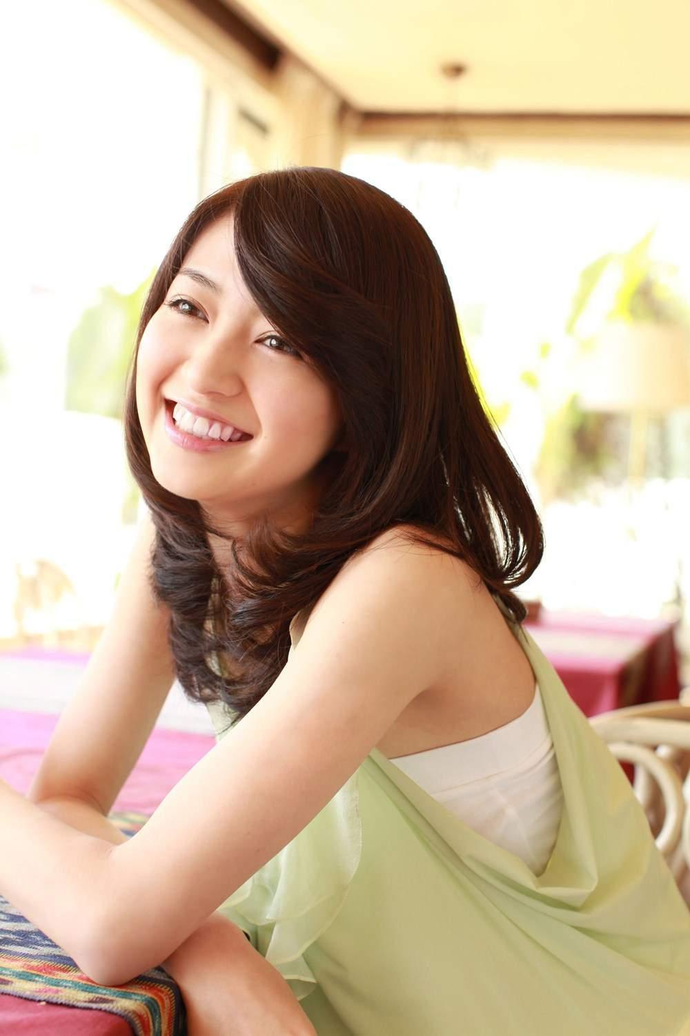 逢沢りな Colorful Days PB 写真集