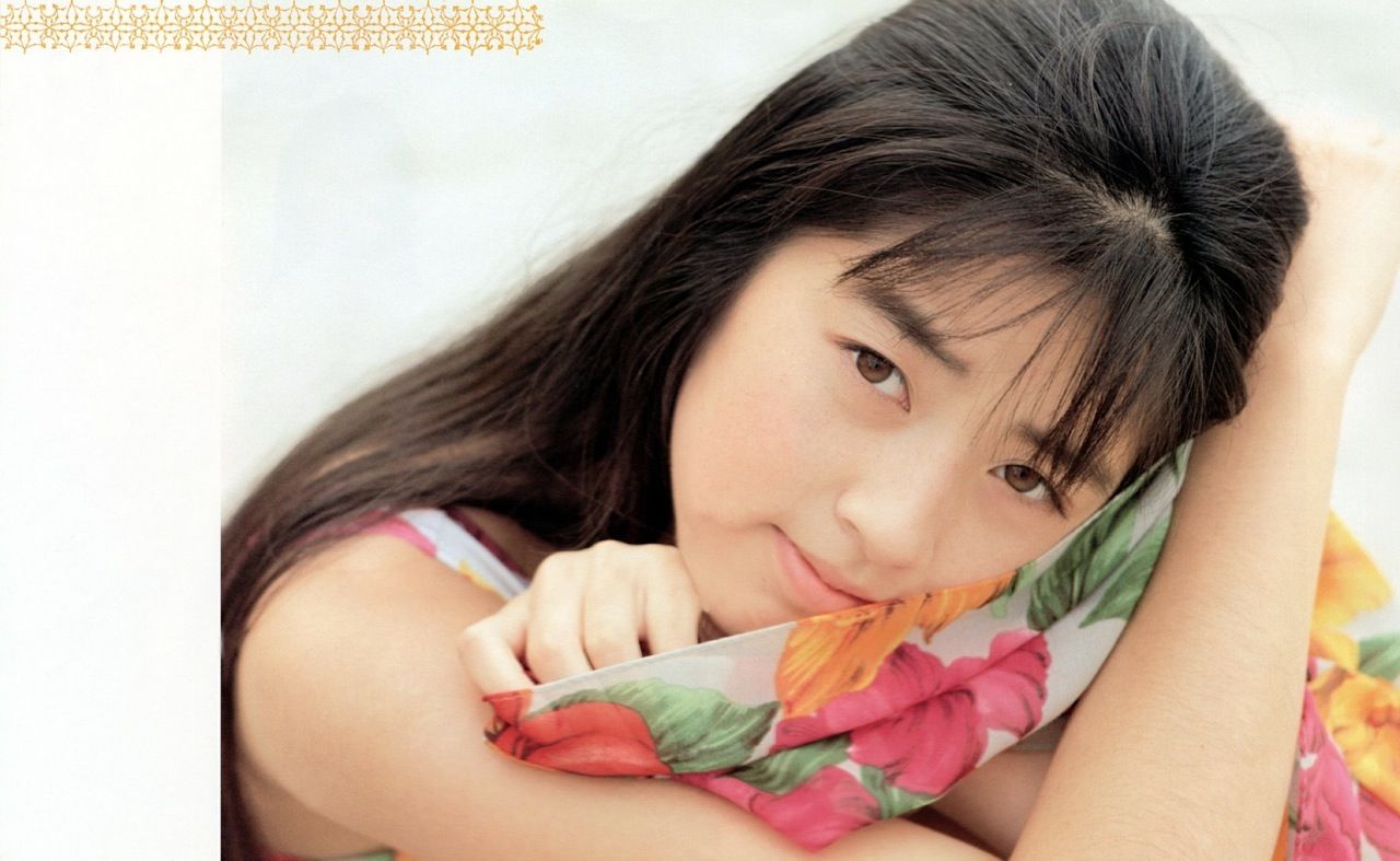 高冈早纪 COVER ROMANCERO