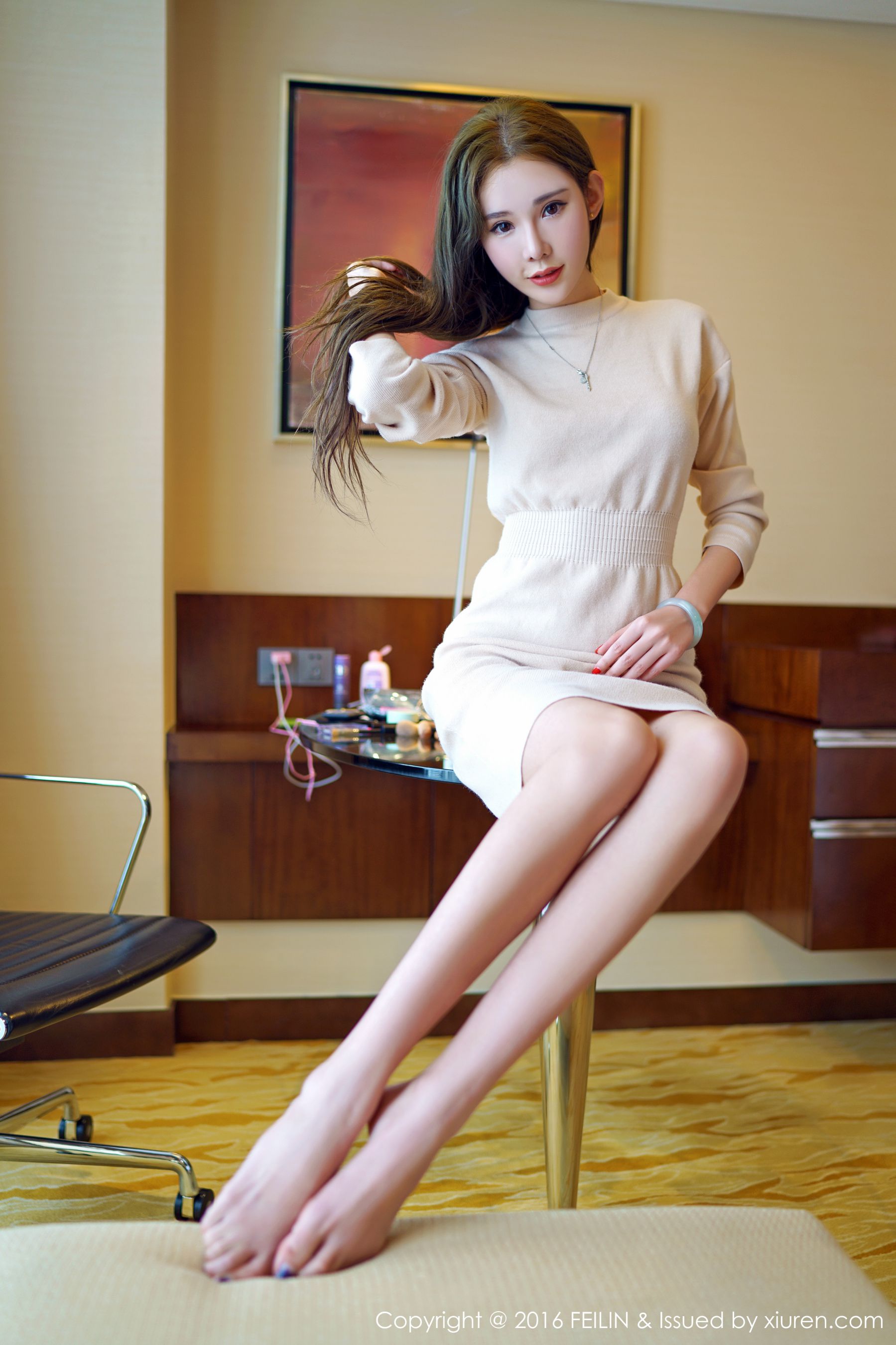 萌琪琪Irene《精致的五官，白皙的皮肤，完美的胸型，修长的美腿》 [嗲囡囡FEILIN] Vol.059