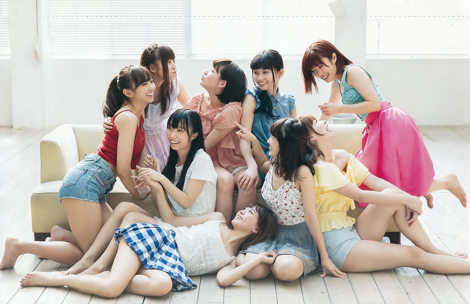 Aqours [Weekly Young Jump] 2017年No.44 写真杂志