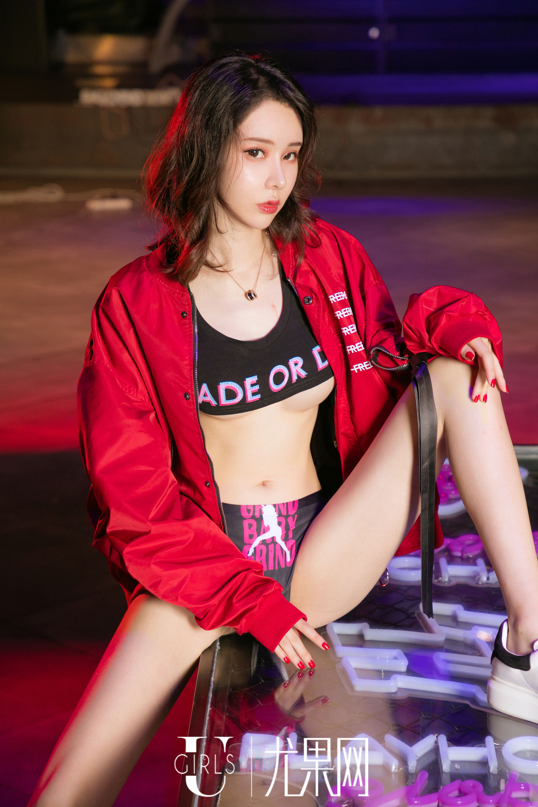 [尤果Ugirls] T036 Amanda&萌琪琪&夏玲蔓&葵皇&萱宸 猎艳