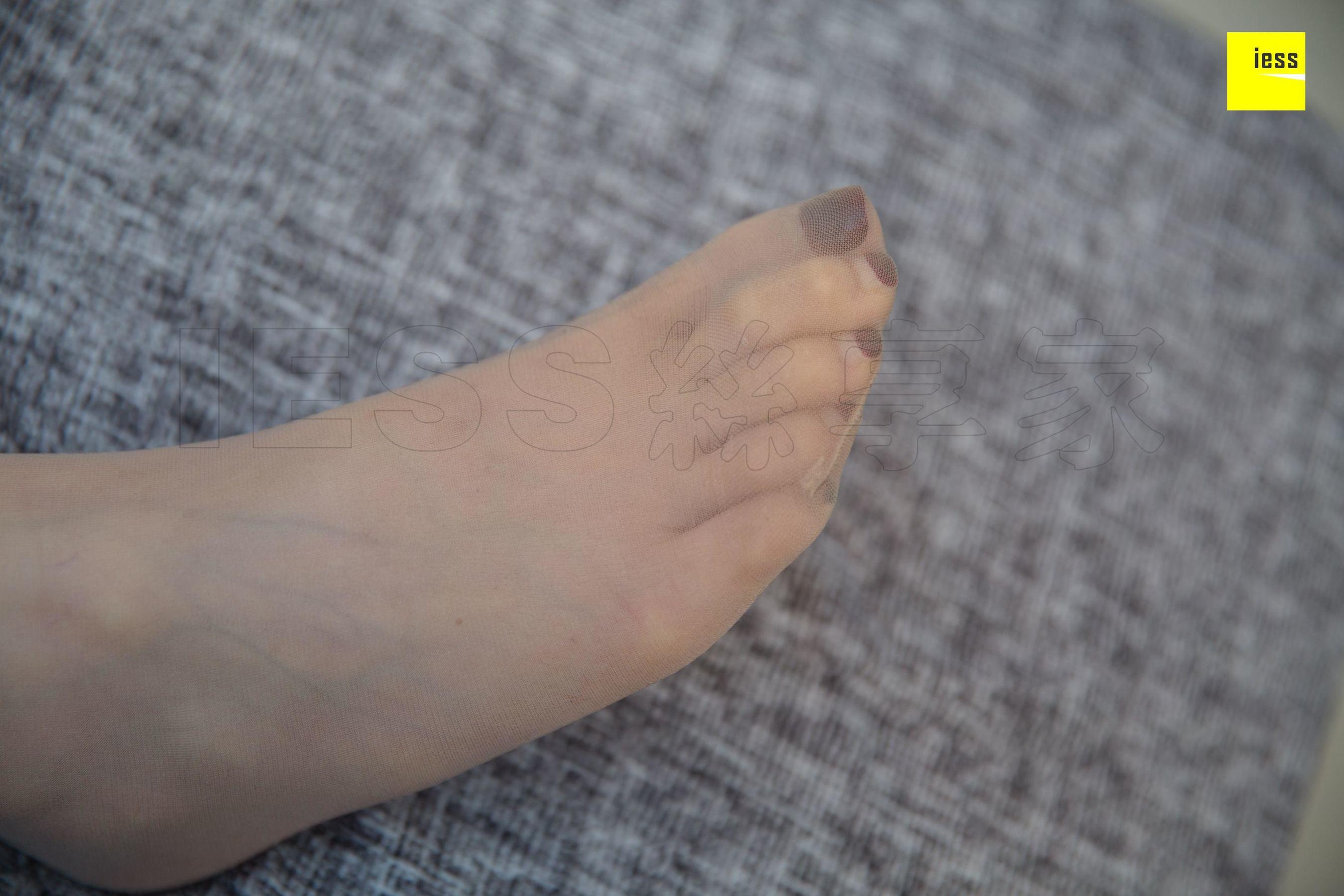 [异思趣向IESS]  模特：九妹 《刚起床的九妹》