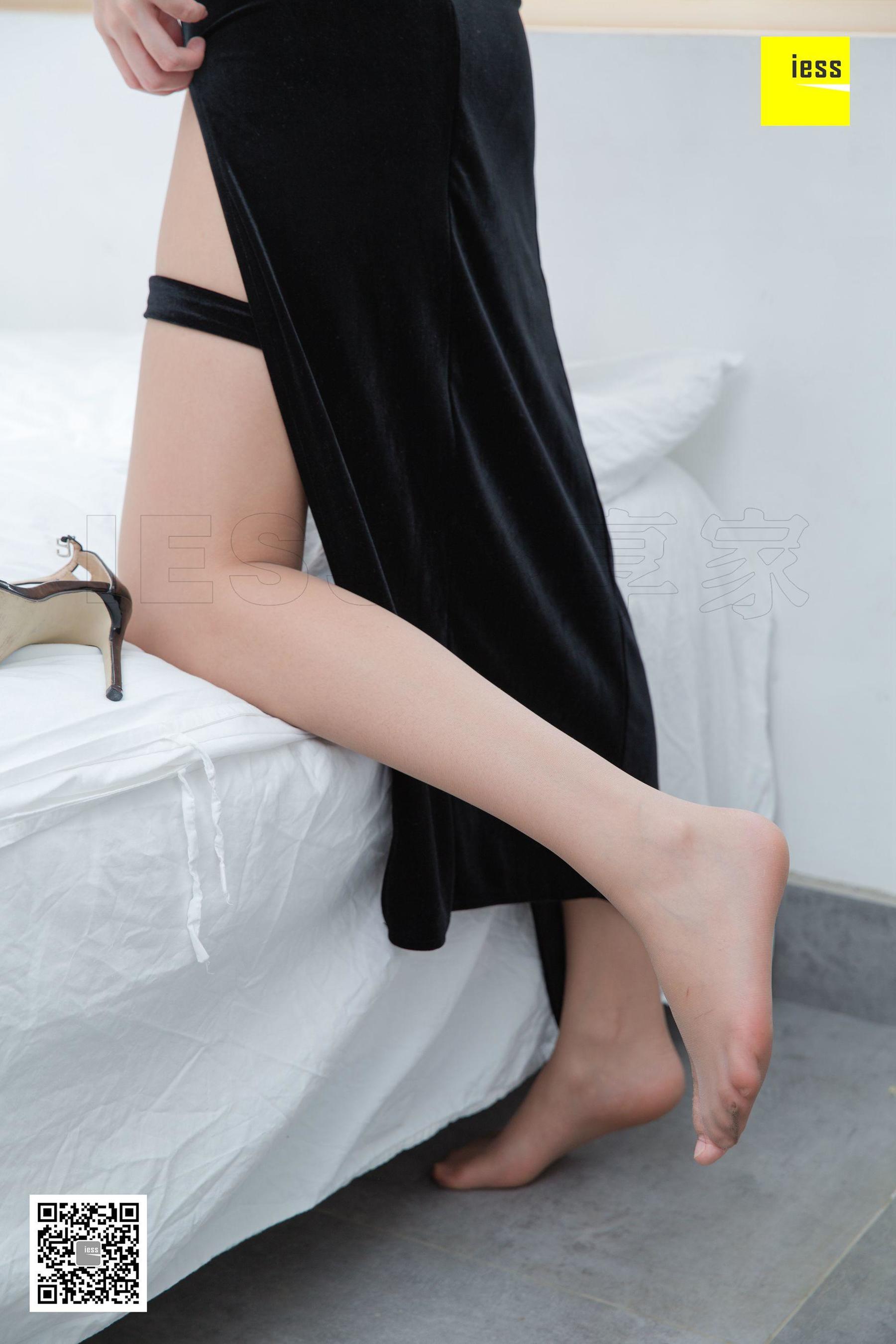 [异思趣向IESS]  模特：云芝 《云芝的腿环礼服》