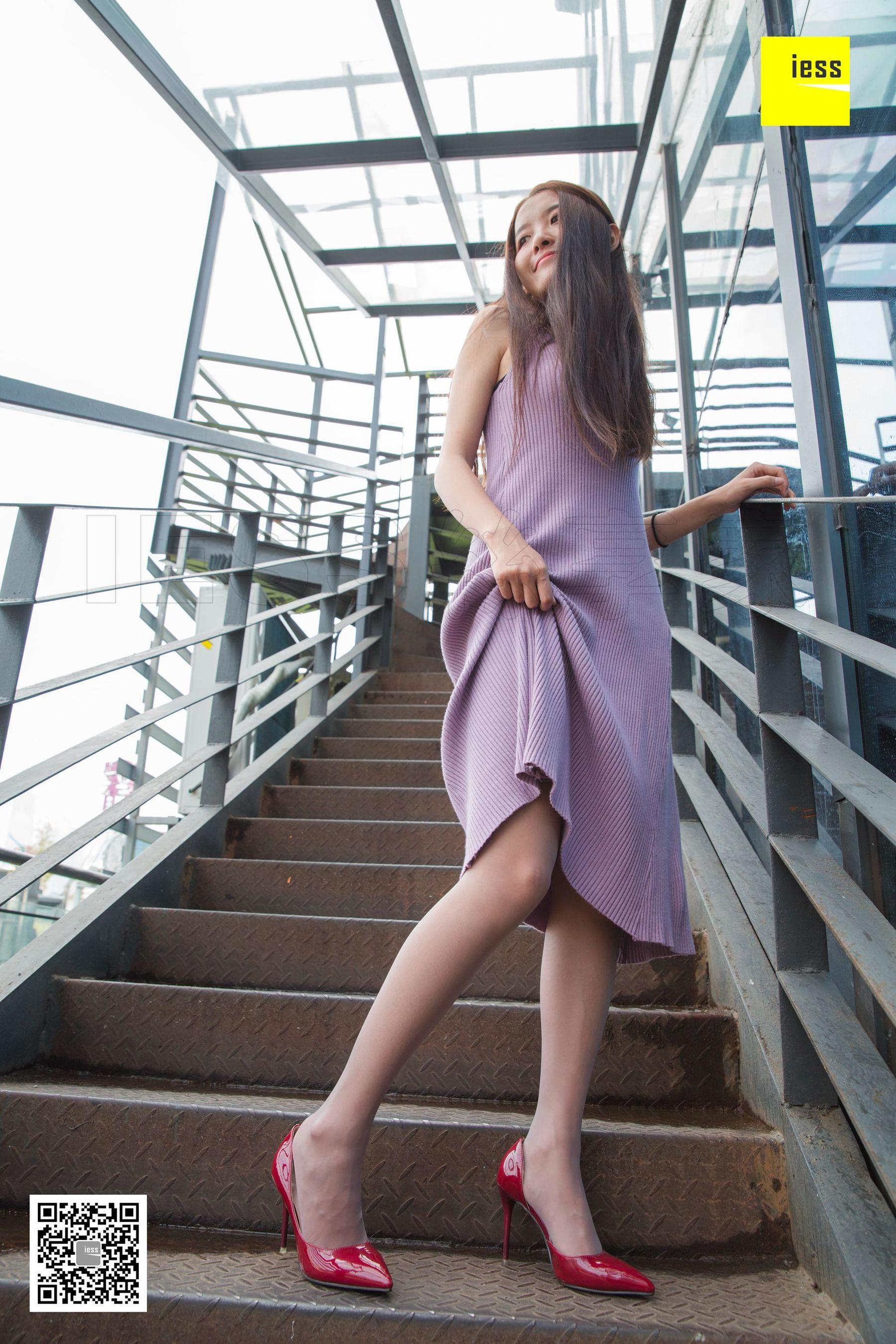 [异思趣向IESS]  模特：婉萍 《婉萍祝大家元旦快乐》