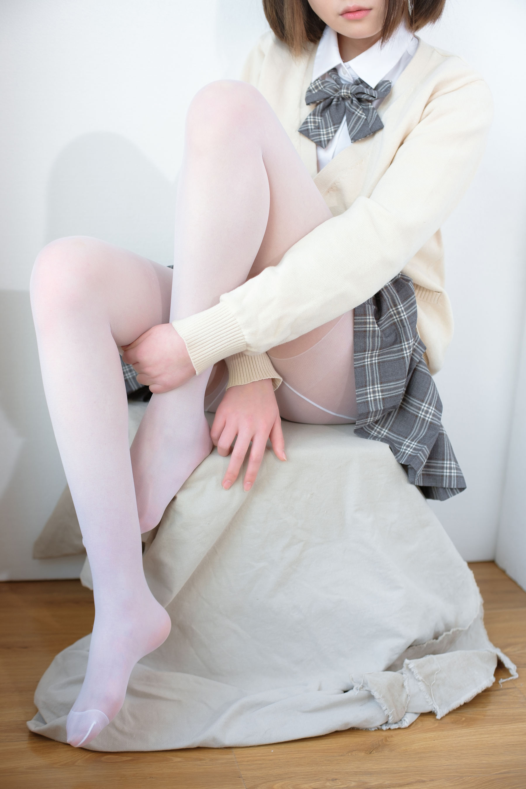 [森萝财团] X-010-SSR JK校服白丝