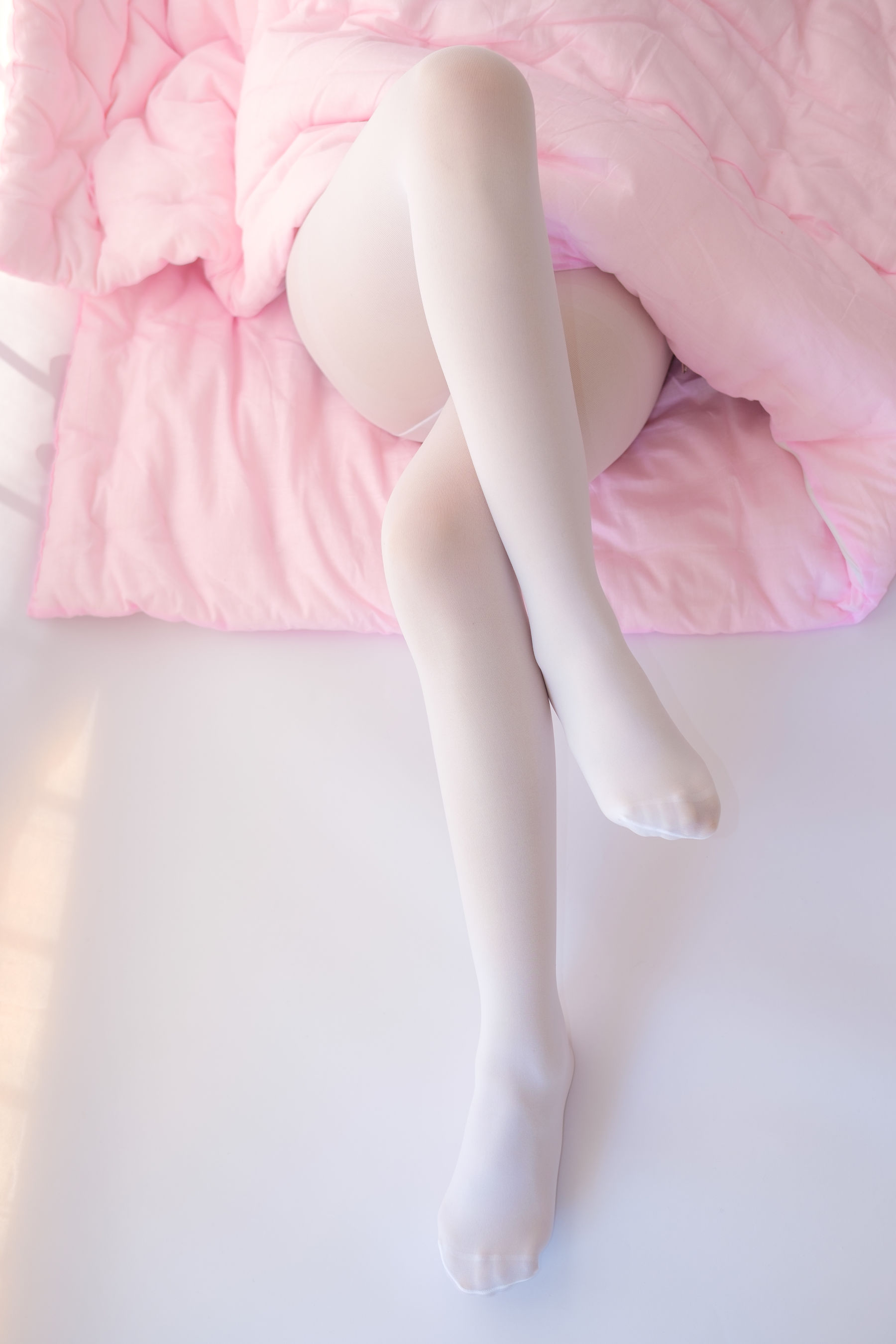 [森萝财团] X-011 白丝少女的午休时间
