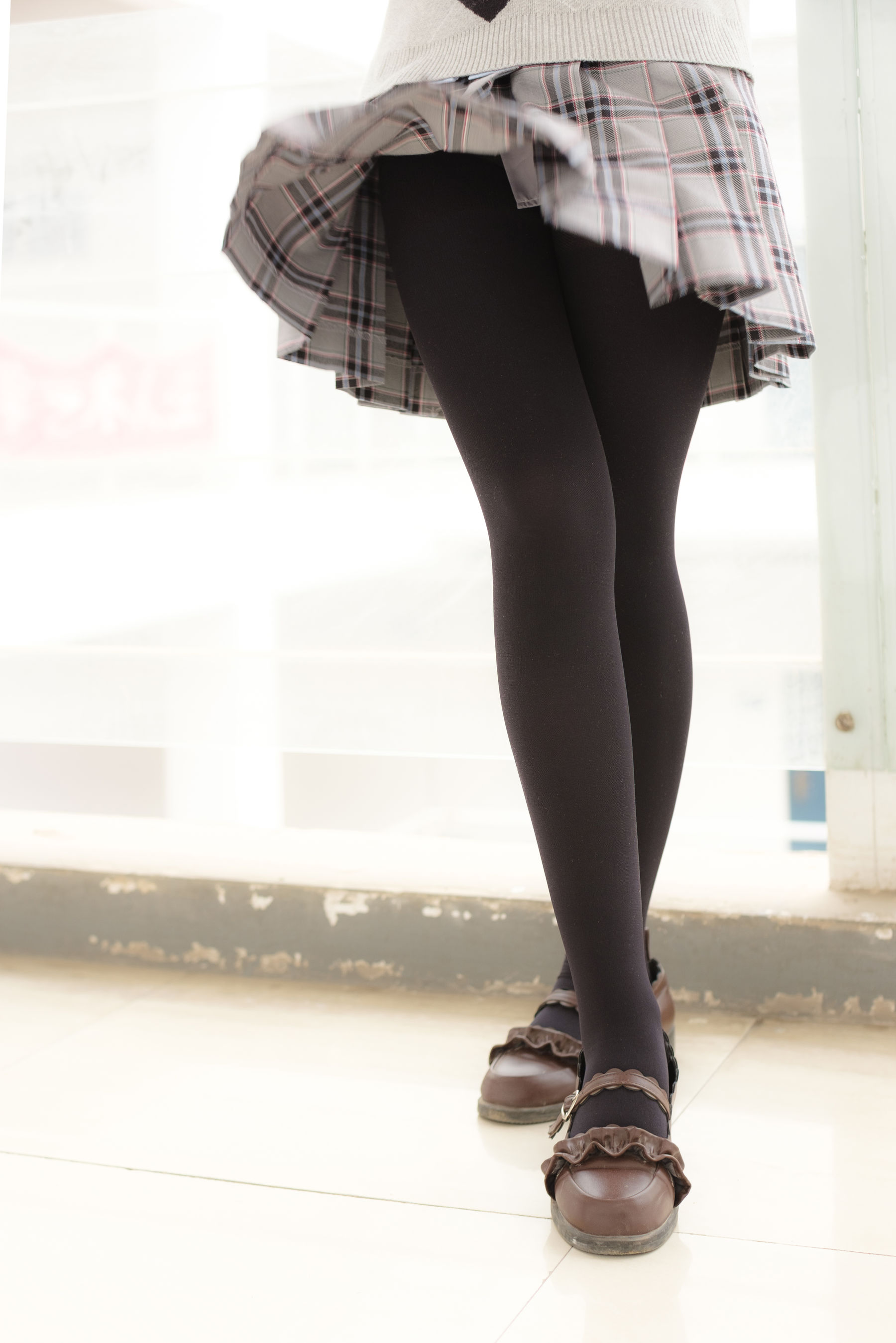 [森萝财团] X-014 黑丝学妹美脚