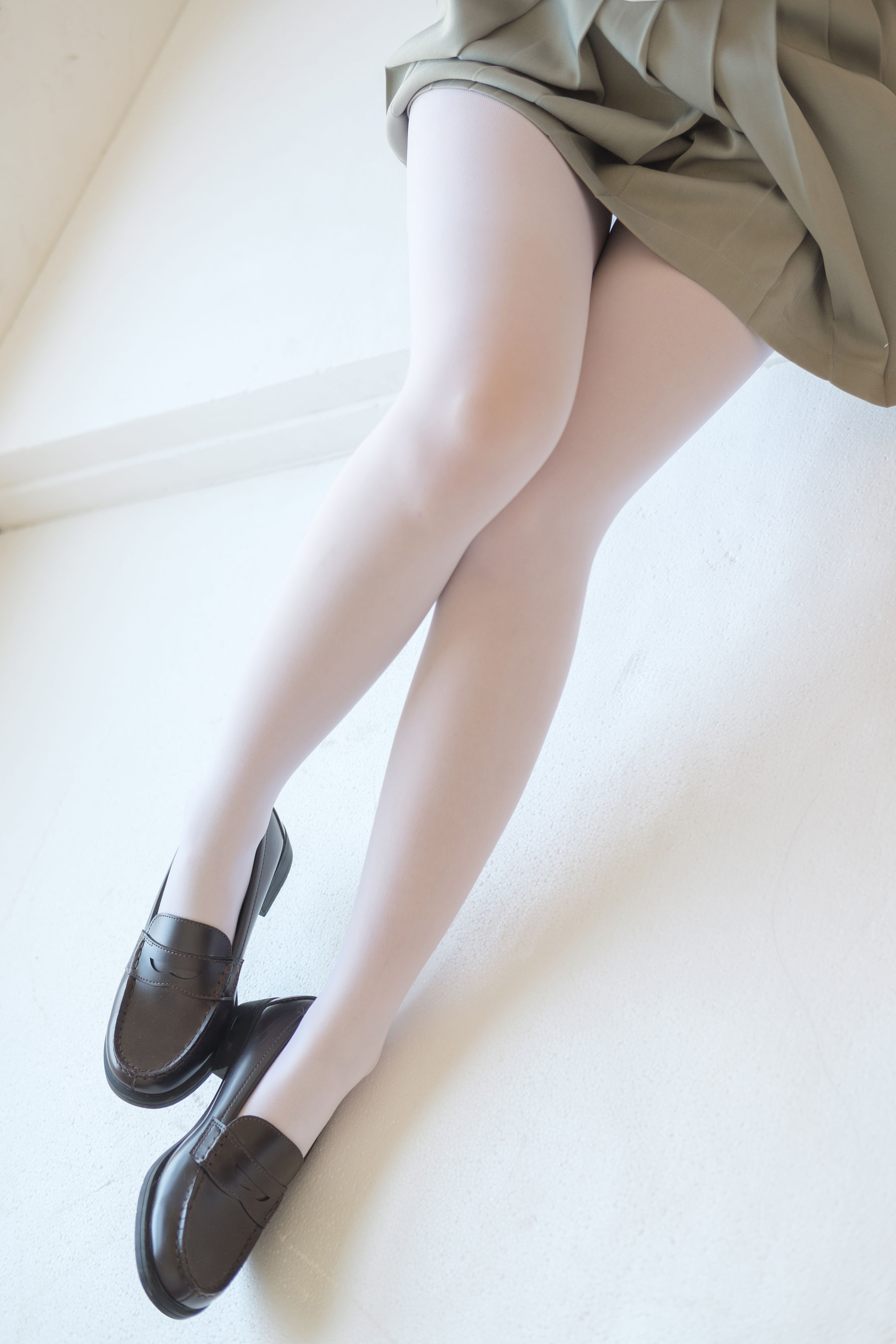 [森萝财团] X-016 白丝纯情