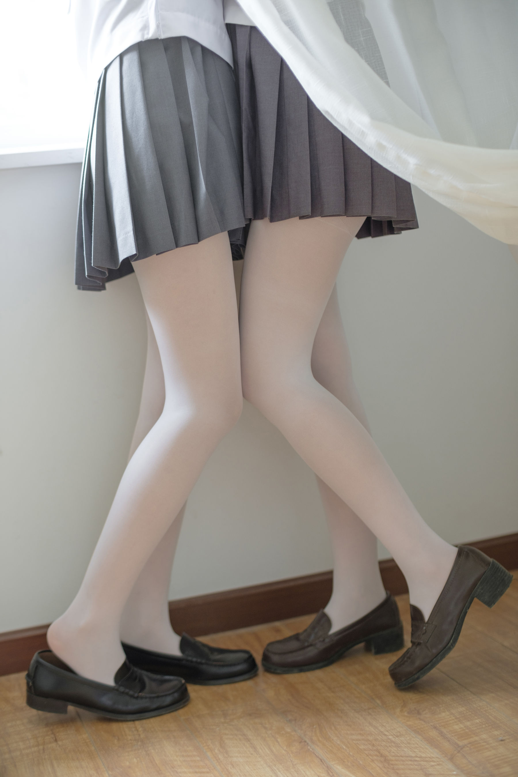 [森萝财团] X-025 JK白丝姐妹花
