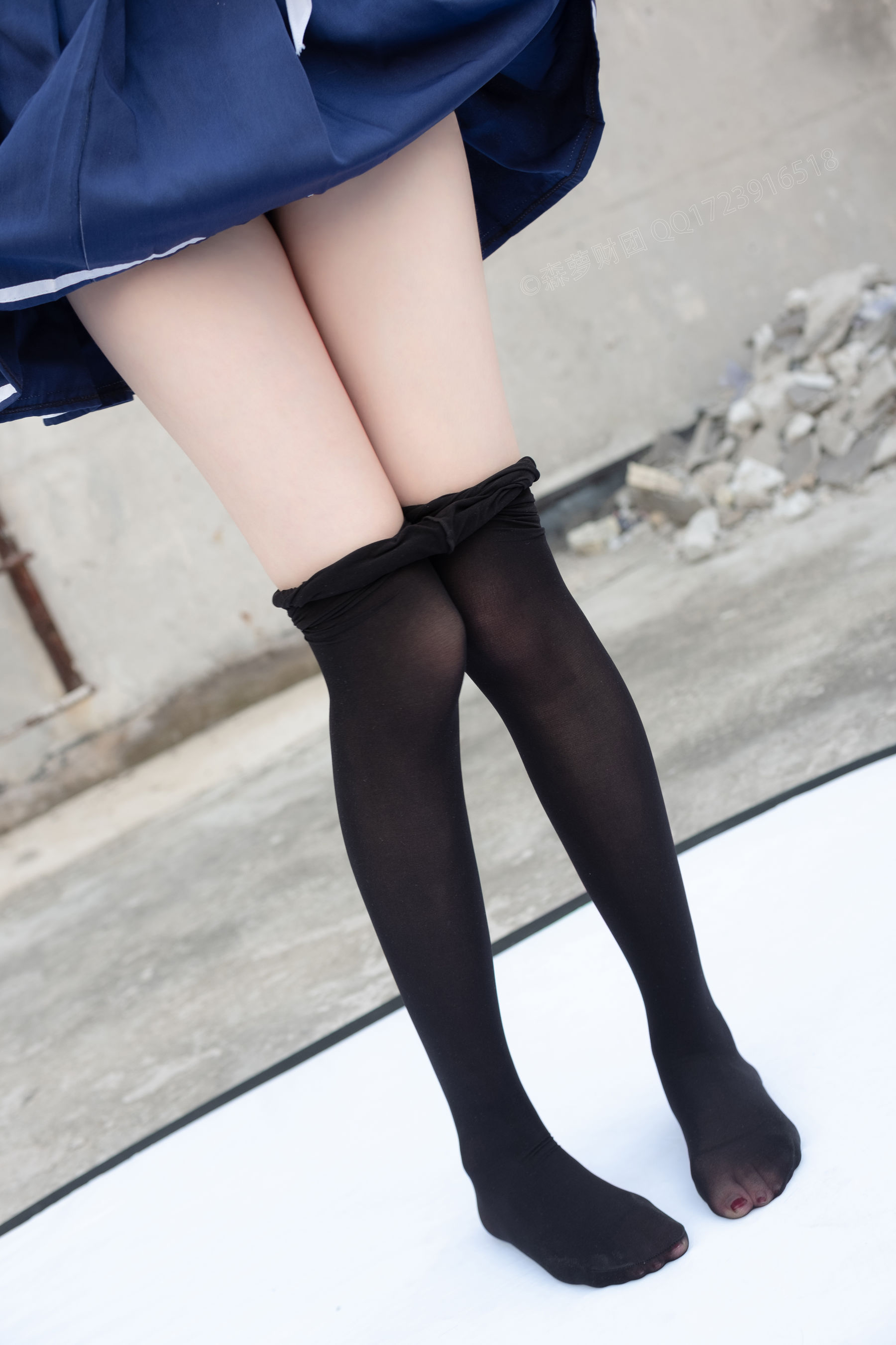 [森萝财团] X-043 天台黑丝水手服