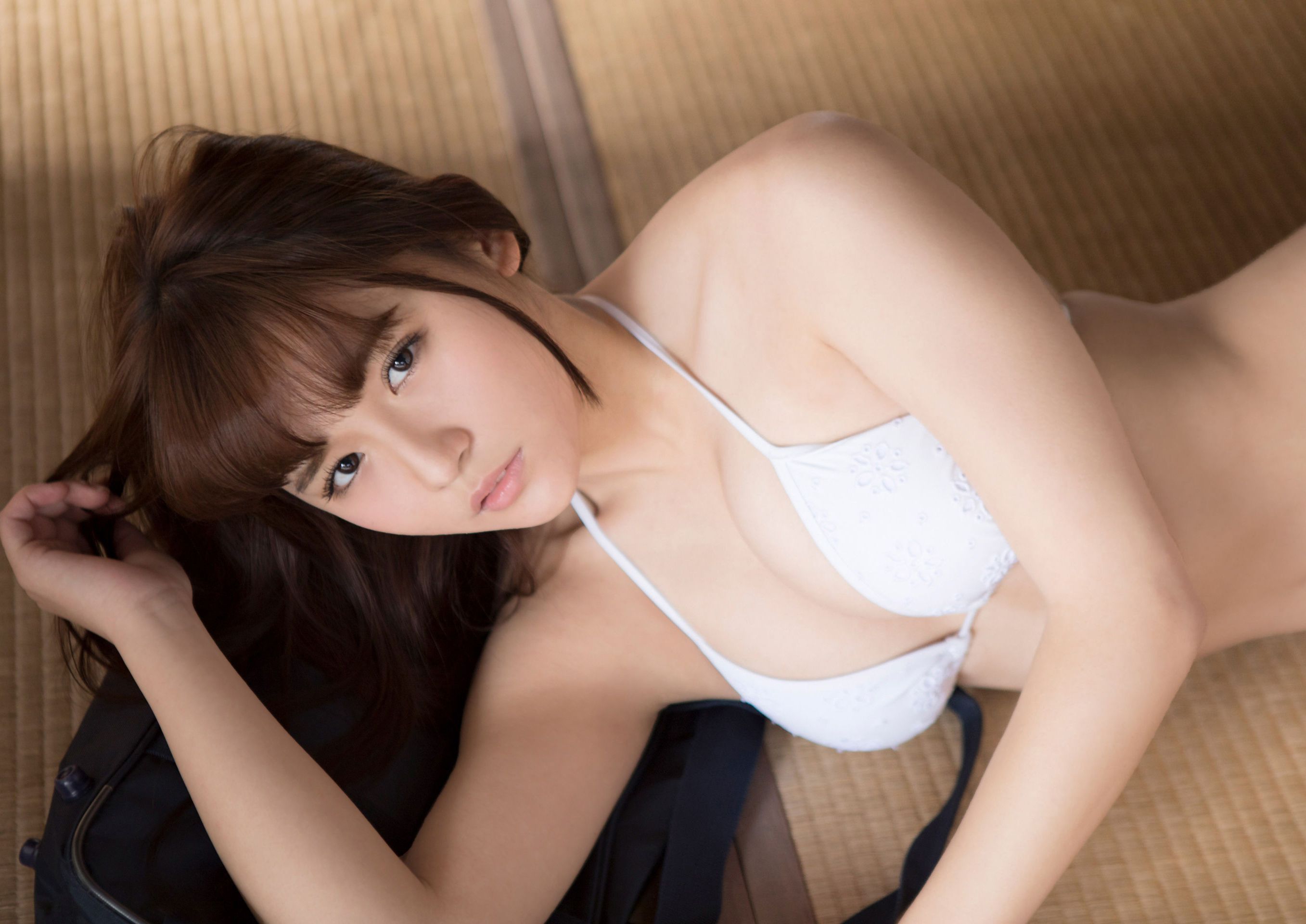 Nana Asakawa 浅川梨奈「vivid memories」