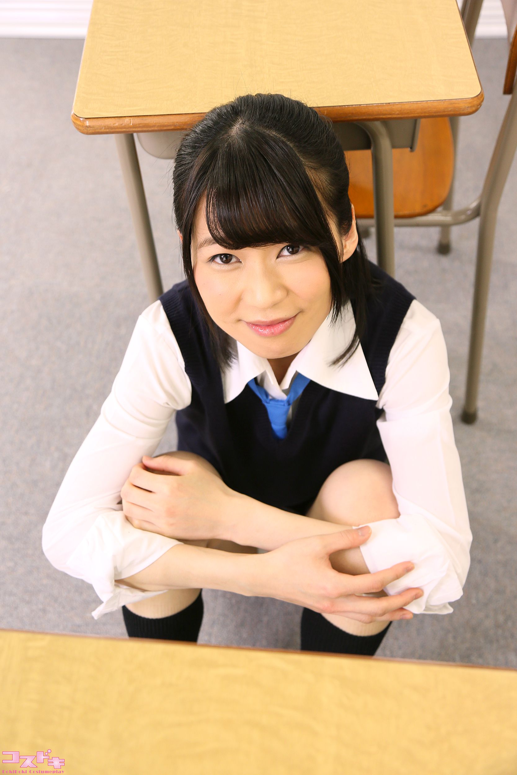[Cosdoki] Ami Morisaki 森咲あみ morisakiami_pic_seifuku1
