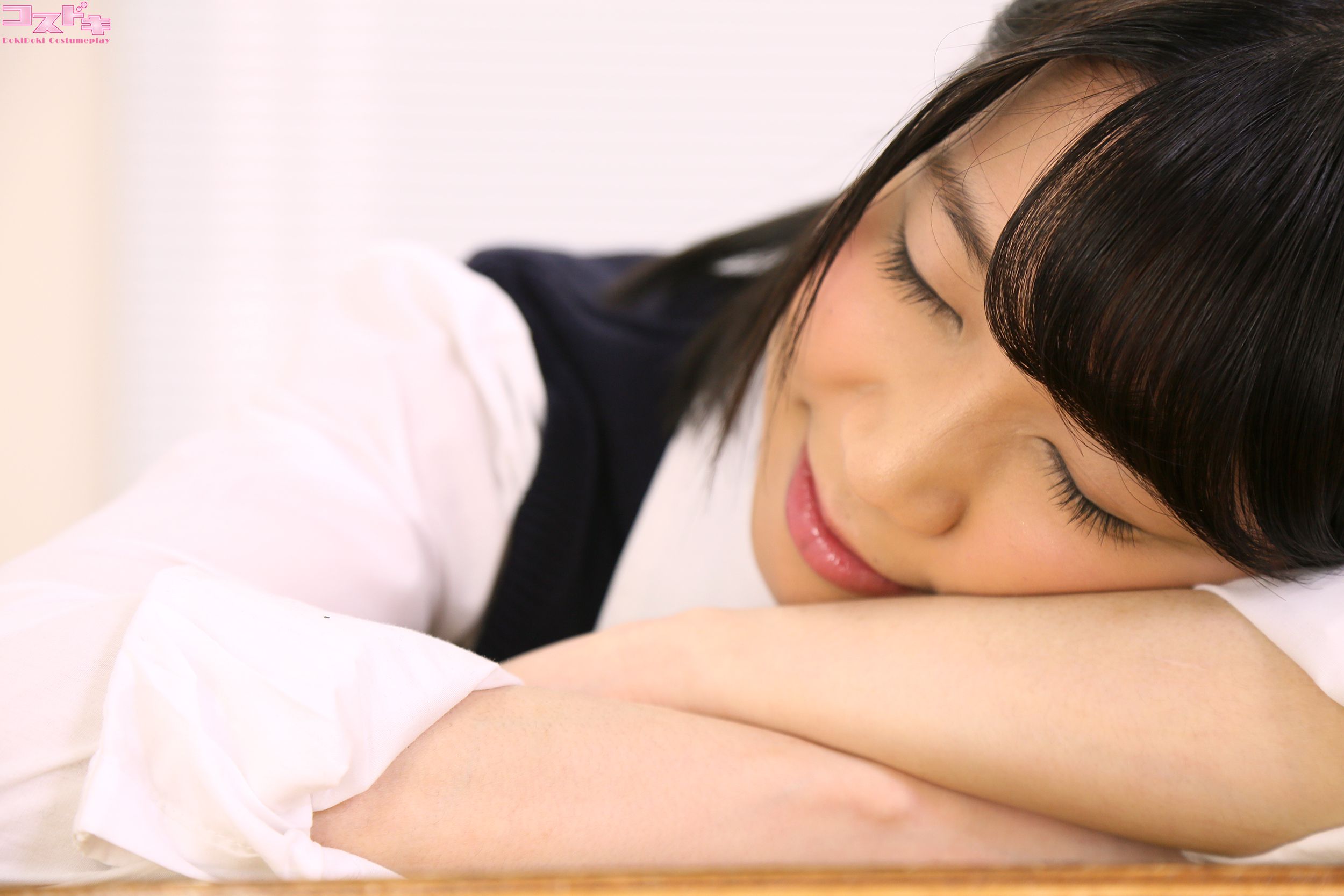 [Cosdoki] Ami Morisaki 森咲あみ morisakiami_pic_seifuku1