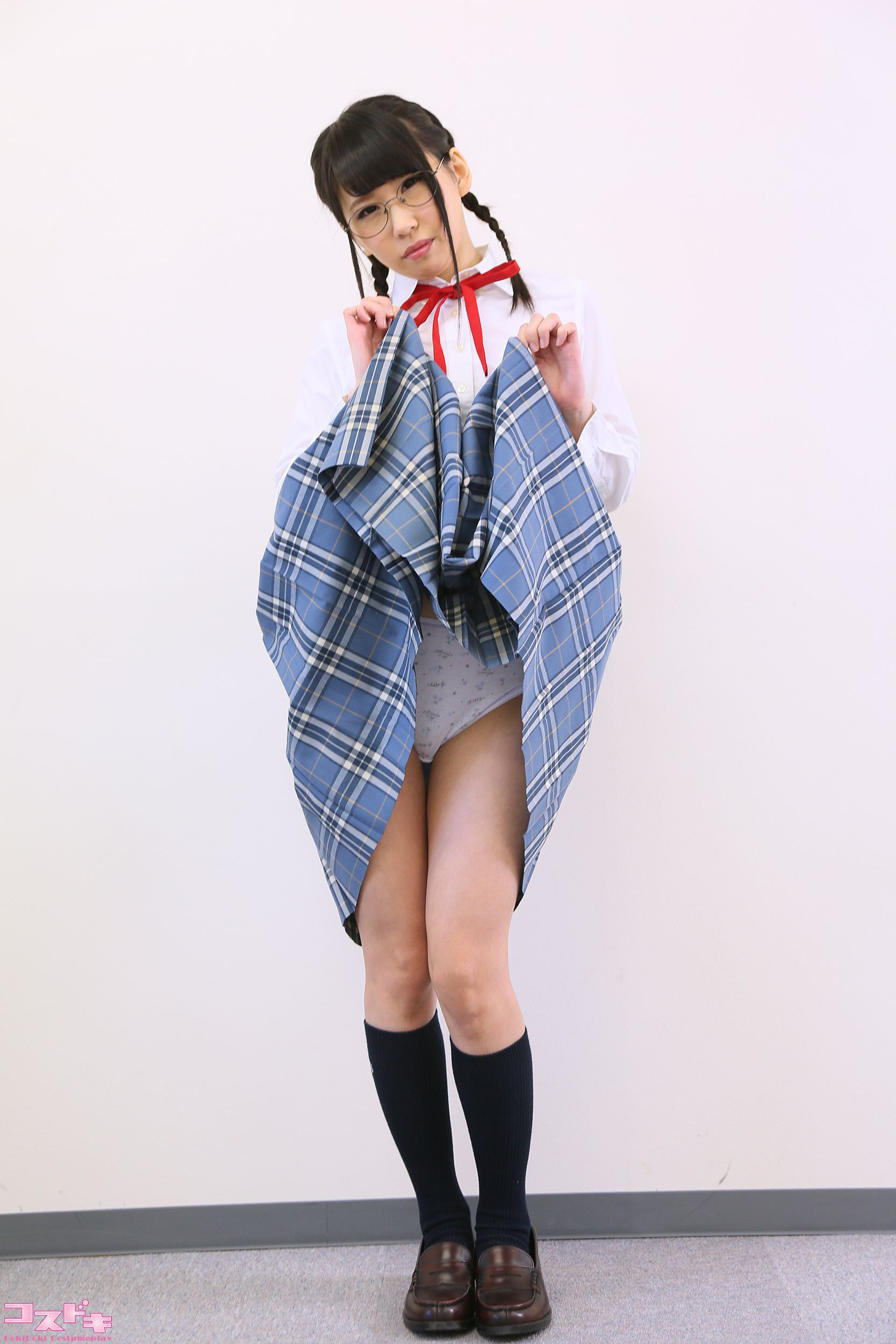 [Cosdoki] Hinano Asari 麻里ひなの asarihinano_pic_seifuku1