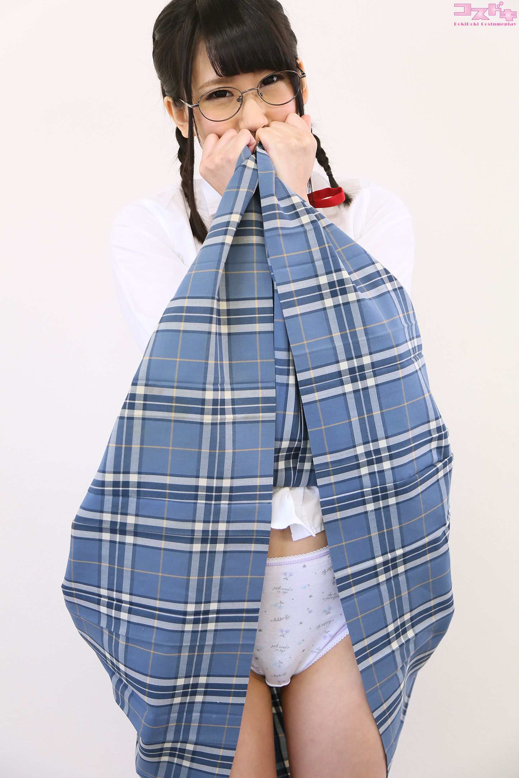 [Cosdoki] Hinano Asari 麻里ひなの asarihinano_pic_seifuku1
