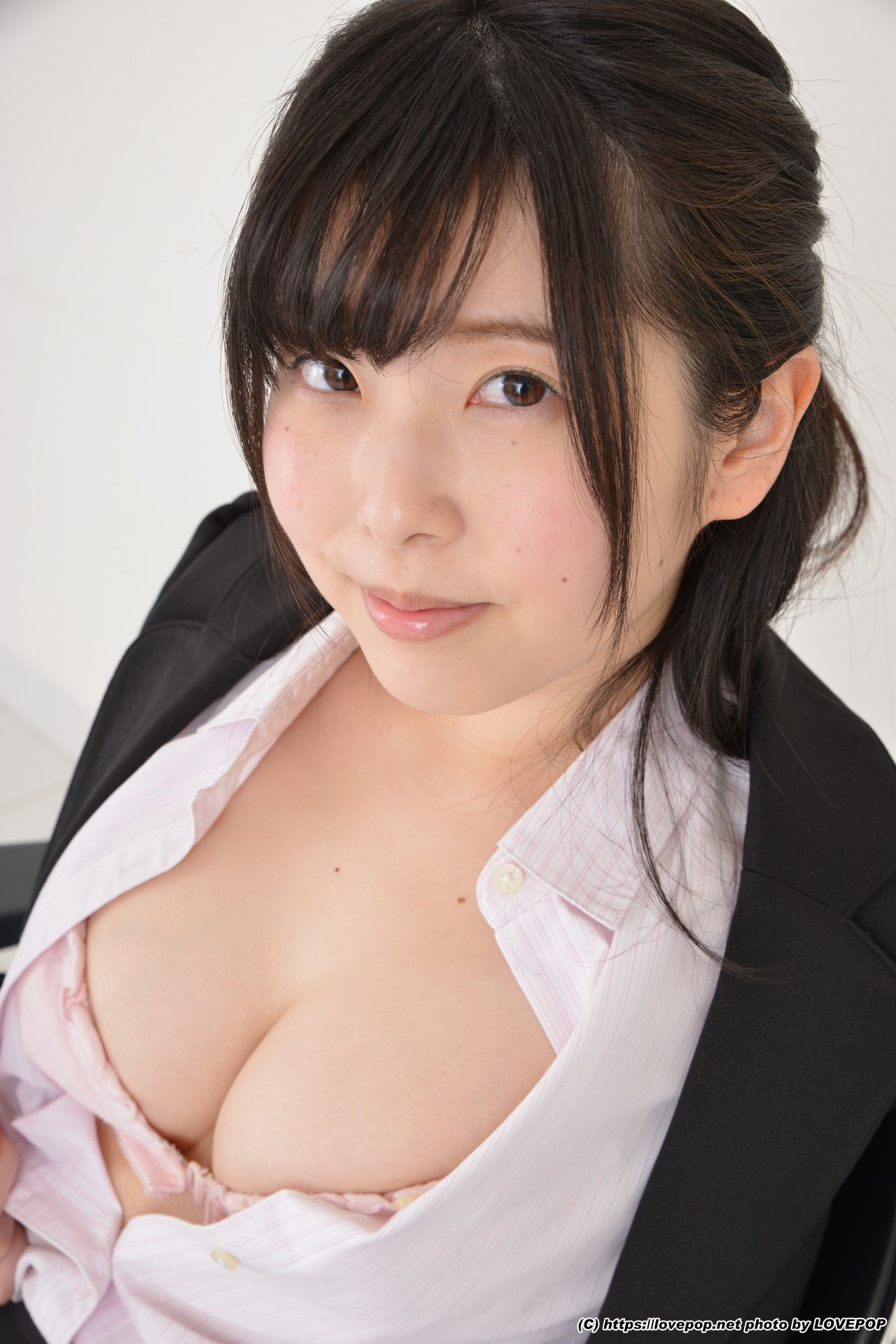 [LOVEPOP] Ren Hinami ひなみれん OL body is unbearable! - PPV