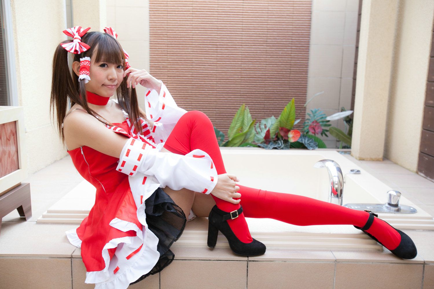 Ayane(あやね) 《東方Project》Hakurei Reimu(博麗霊夢) [Wolf Fang!!]