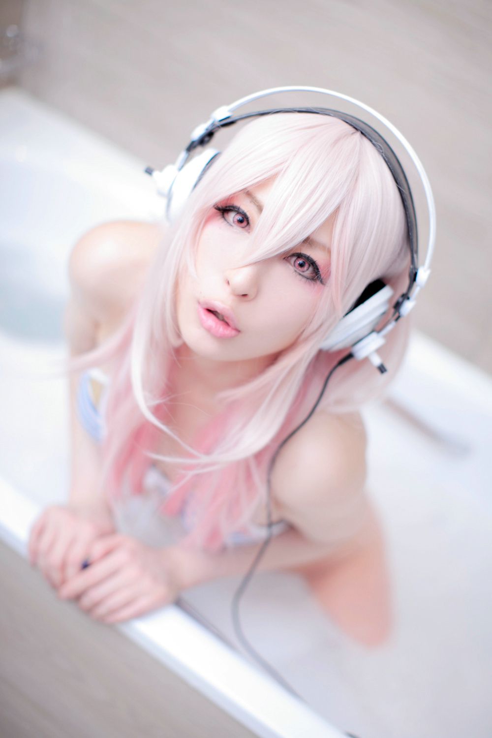 Usagi 《Sonicomi 》Super Sonico [Rabbit hutch]