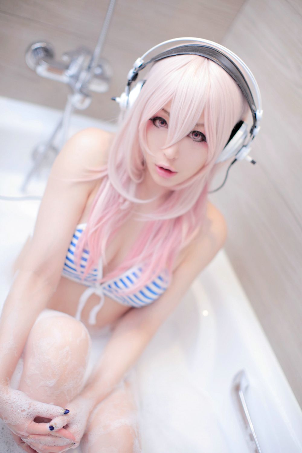 Usagi 《Sonicomi 》Super Sonico [Rabbit hutch]