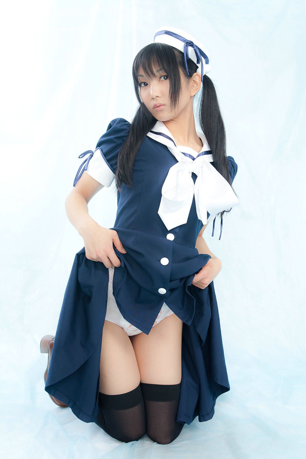 Lenfried(れんふりーど)&Pude(ぷで)&Ushijima Iiniku - [lenfriedom! type-D] Maid [Heruheru3]