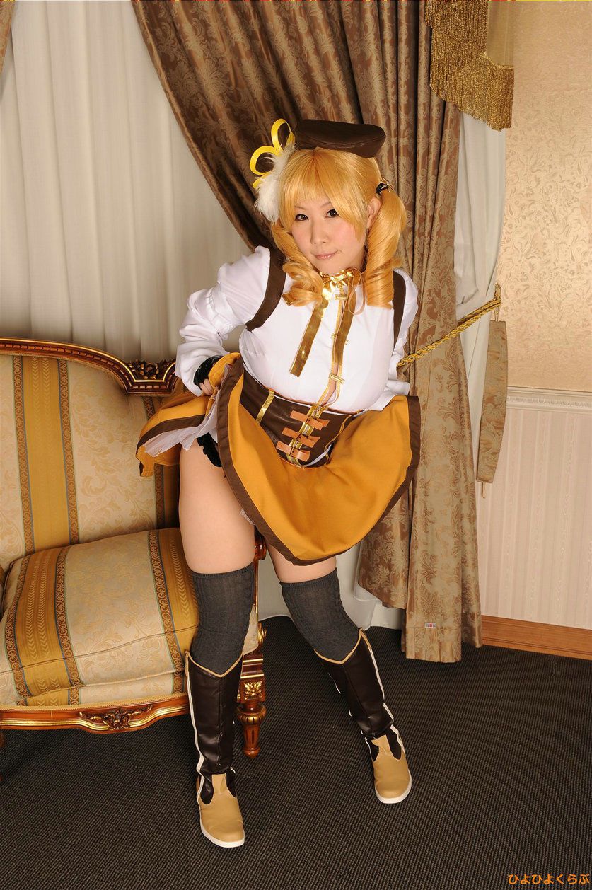 丹雫ひよ (Nishizuku Hiyo) 《Mahou Shoujo Madoka Magica》Tomoe Mami  [HiyoHiyo Club]