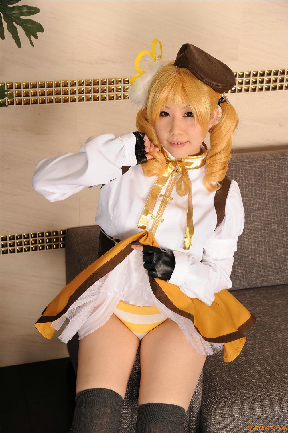 丹雫ひよ (Nishizuku Hiyo) 《Mahou Shoujo Madoka Magica》Tomoe Mami  [HiyoHiyo Club]