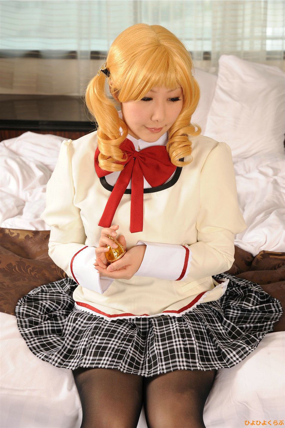 丹雫ひよ (Nishizuku Hiyo) 《Mahou Shoujo Madoka Magica》Tomoe Mami  [HiyoHiyo Club]