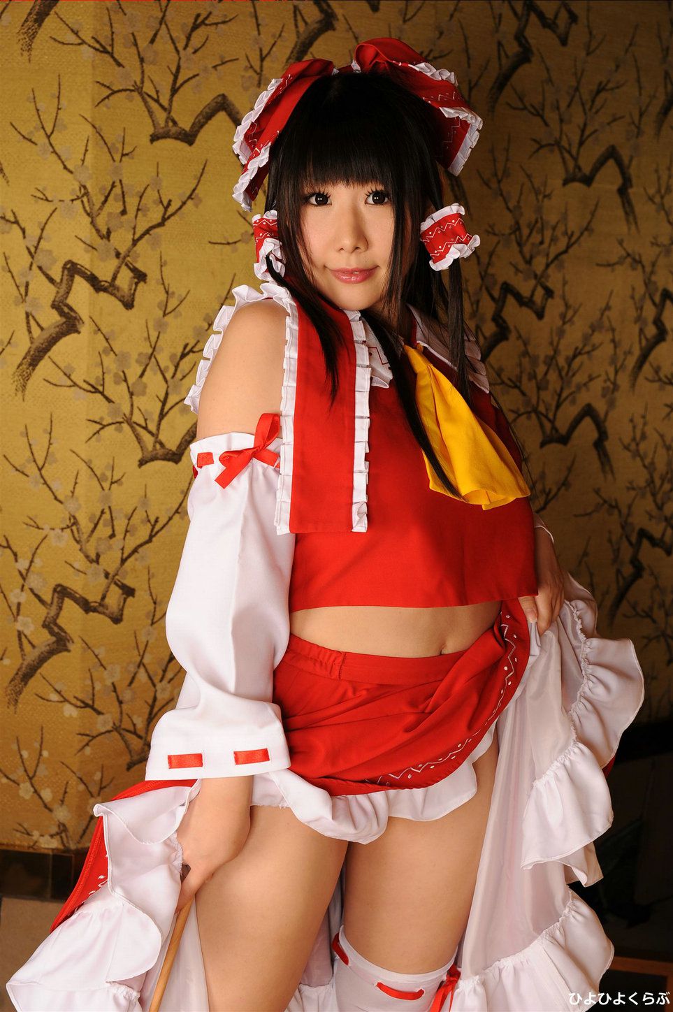 丹雫ひよ (Nishizuku Hiyo) 《東方Project》Hakurei Reimu  [HiyoHiyo Club]