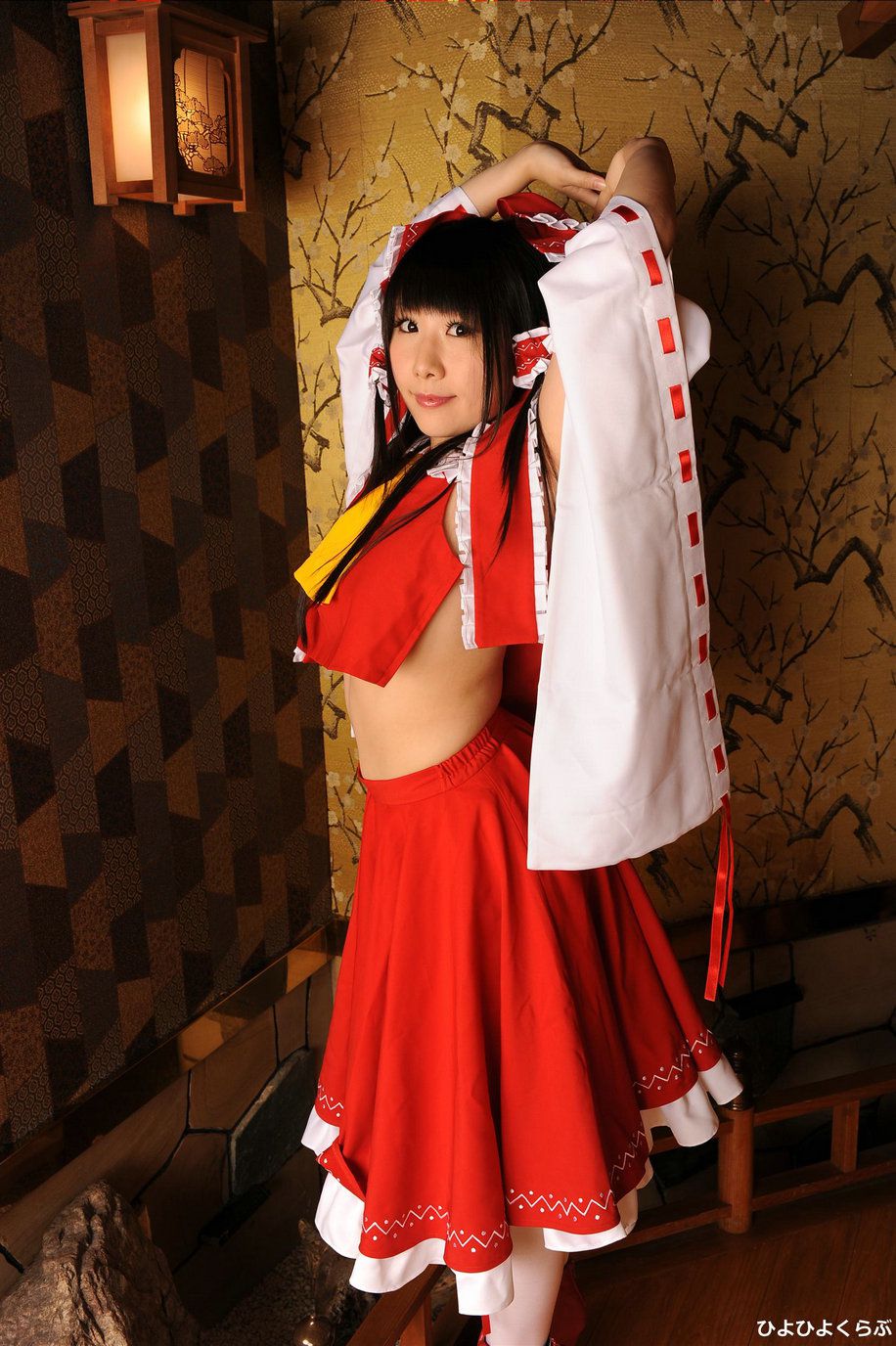丹雫ひよ (Nishizuku Hiyo) 《東方Project》Hakurei Reimu  [HiyoHiyo Club]